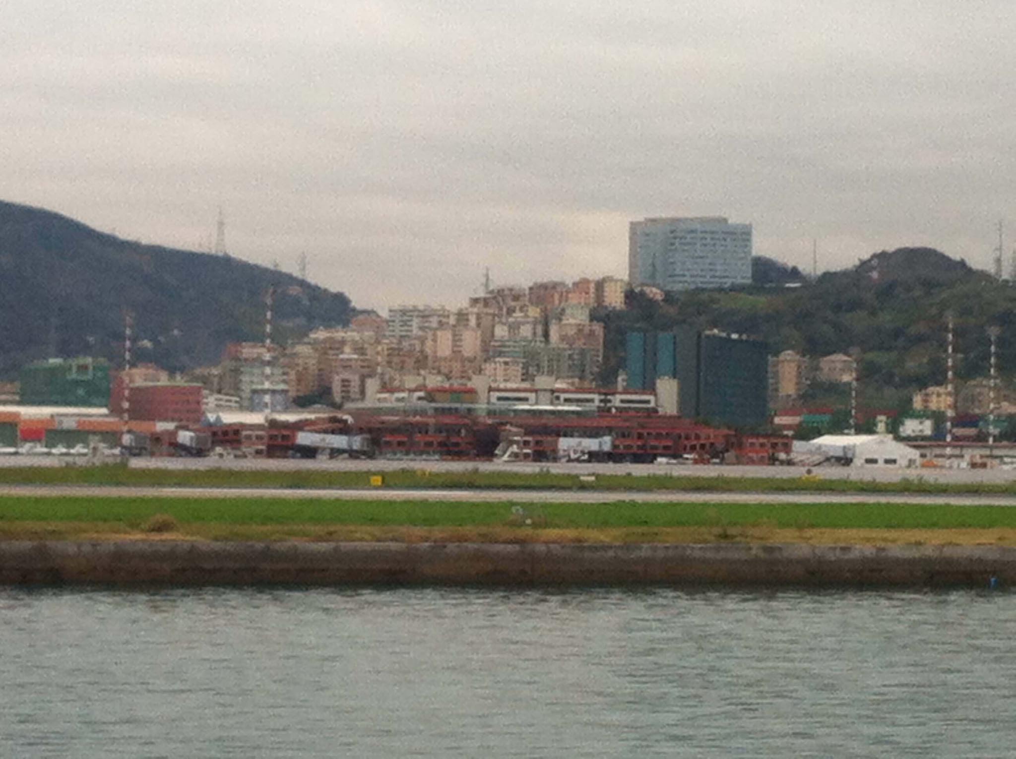 Aeroporto di Genova3