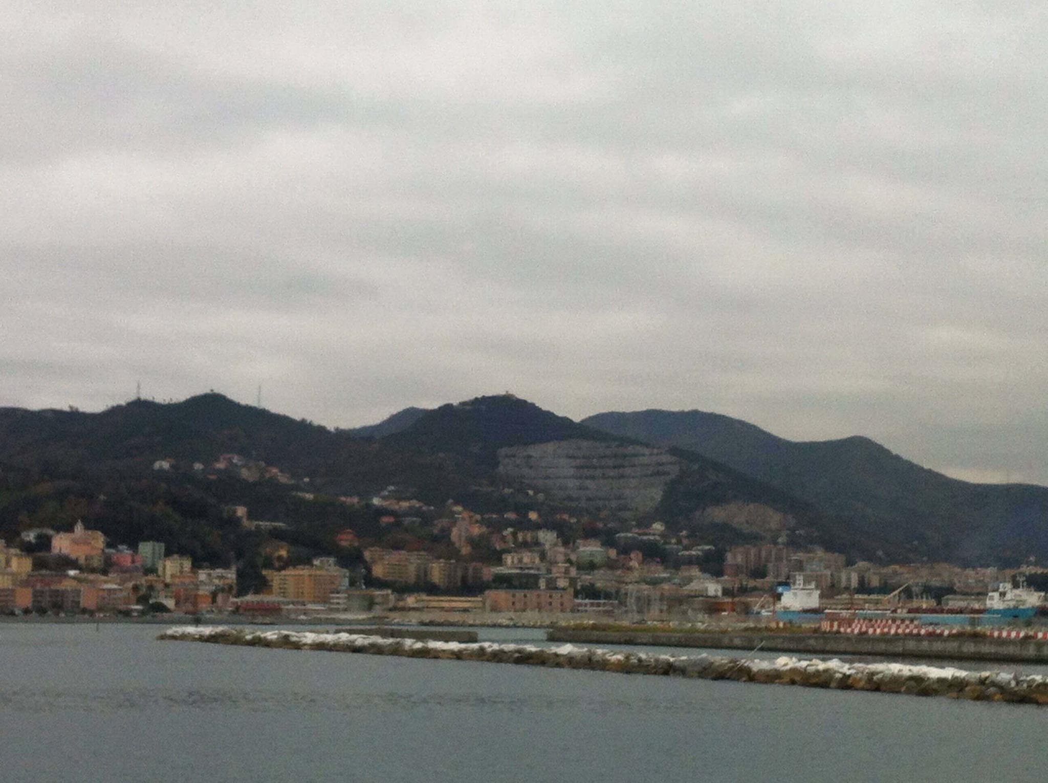 Sestri Ponente dal mare