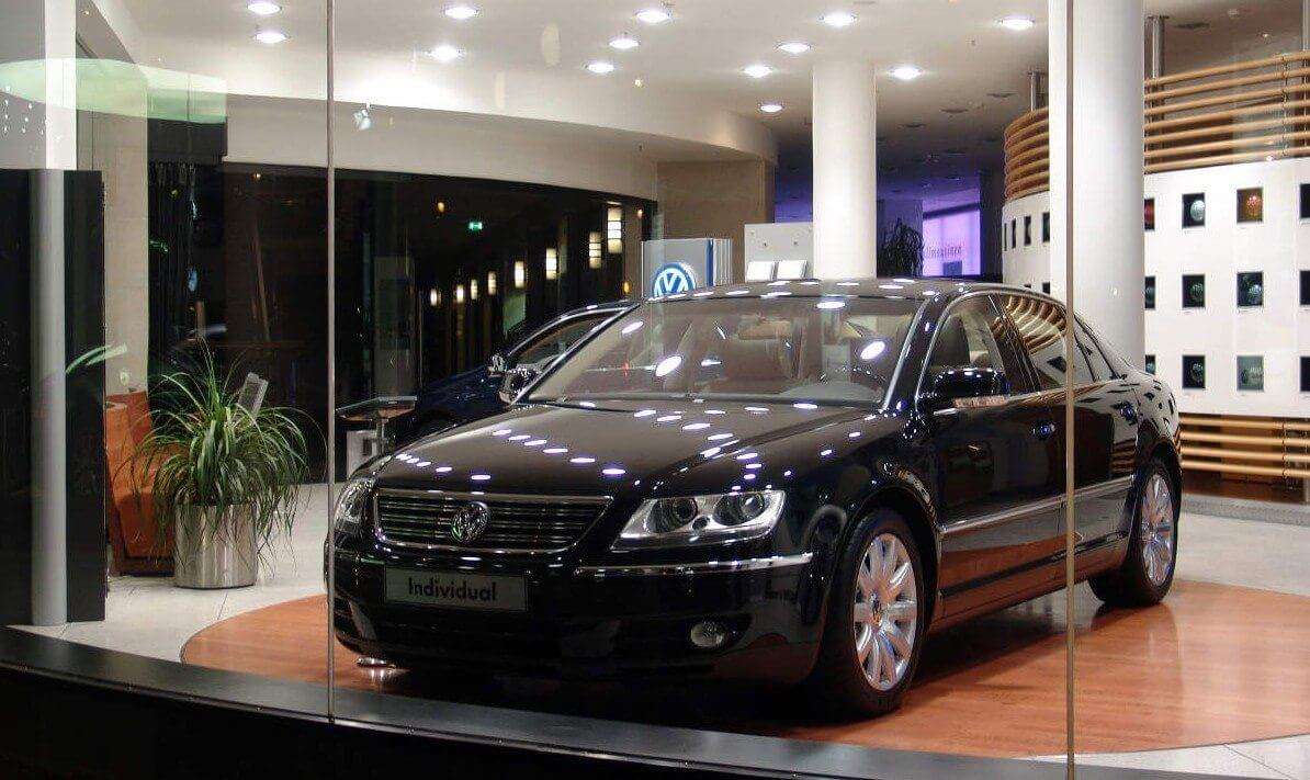 L’auto in concessionario