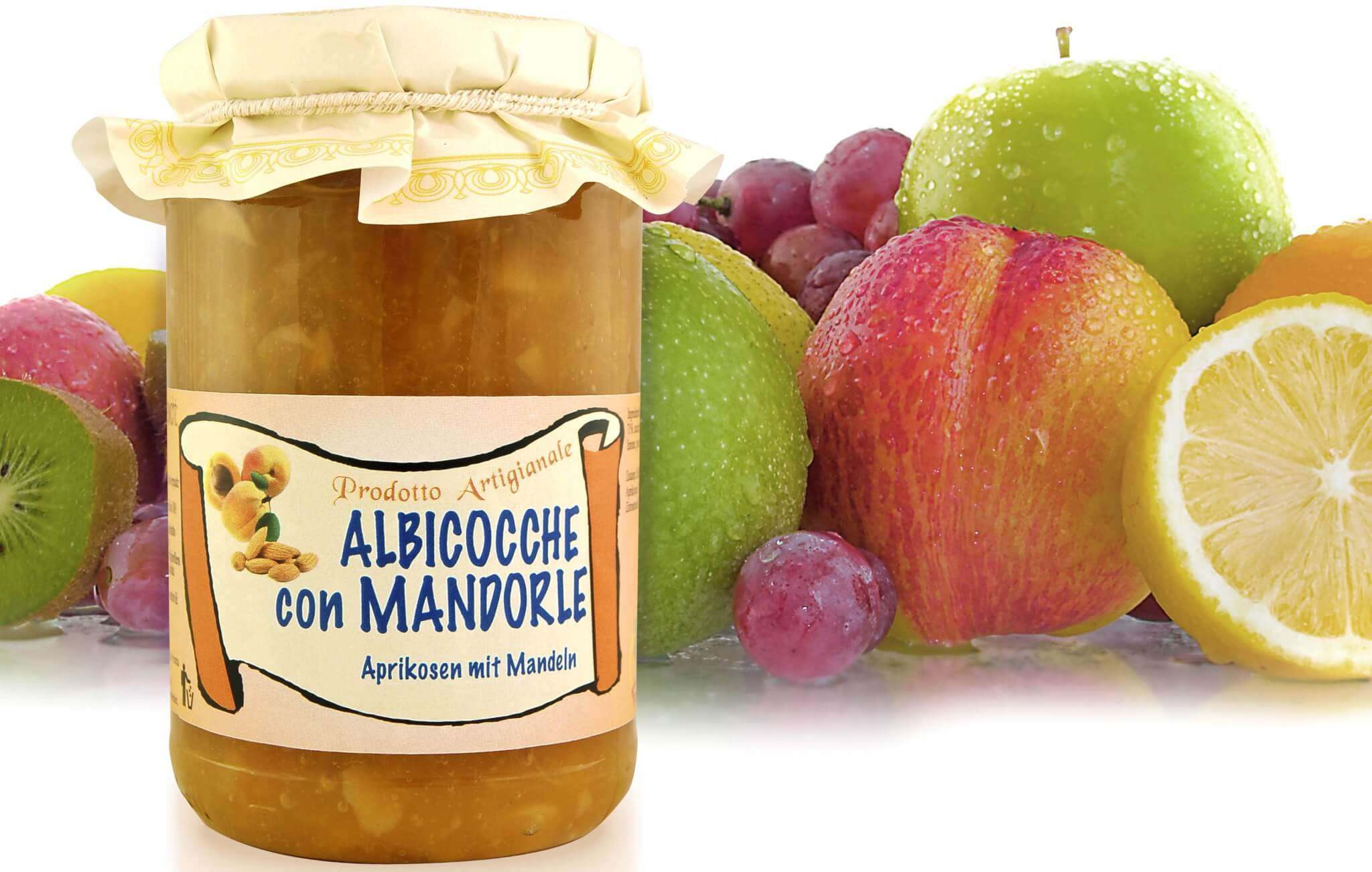 Le due Mele marmellata albicocche mandorle