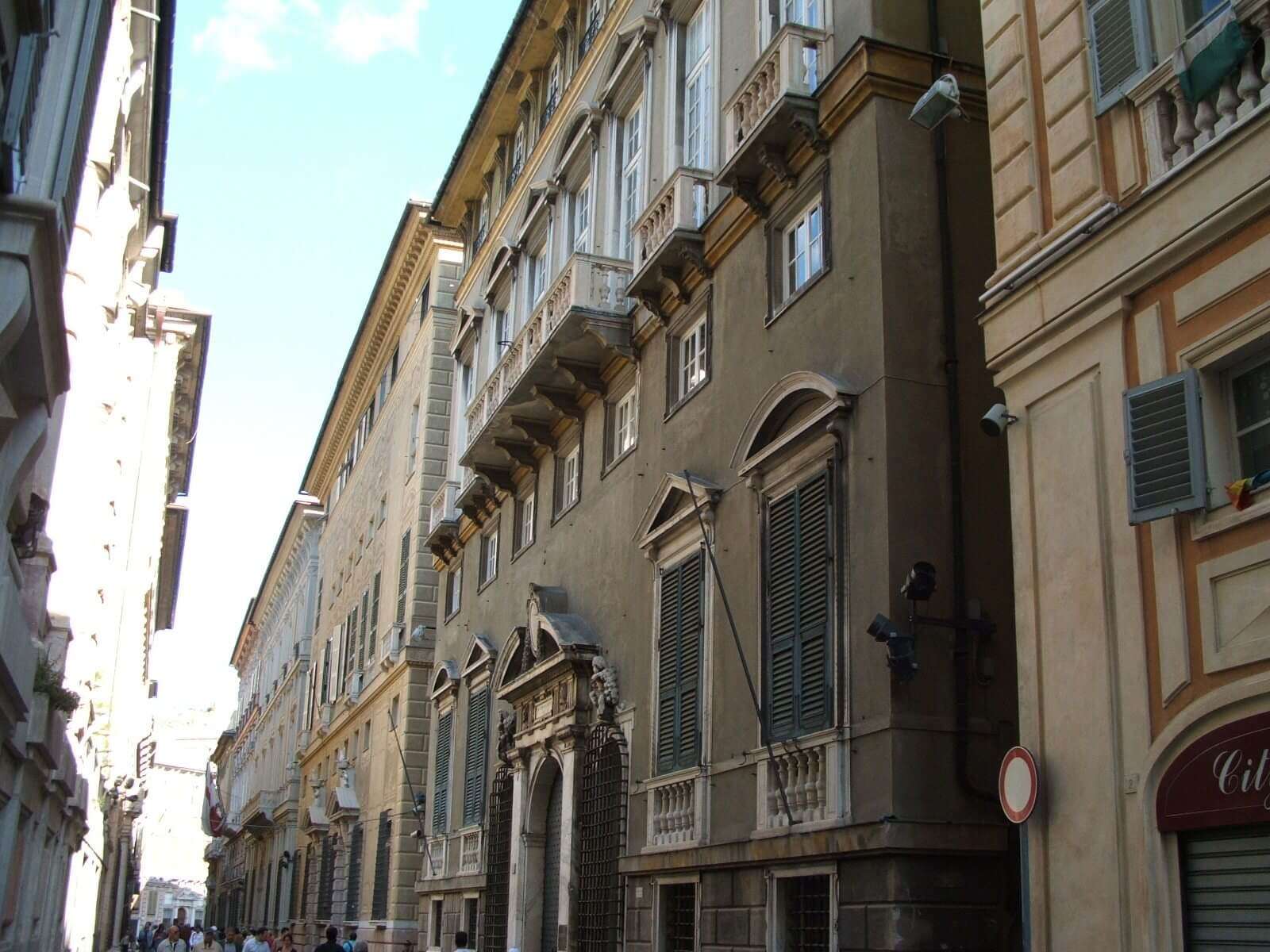 rolli days via Garibaldi