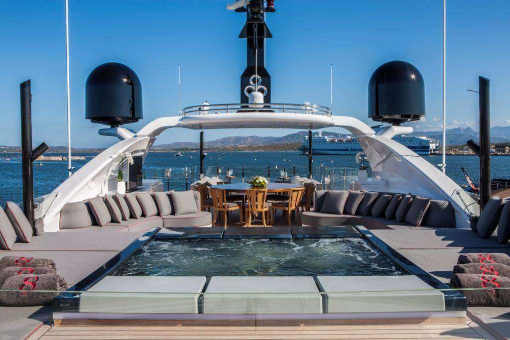 Sun deck 1