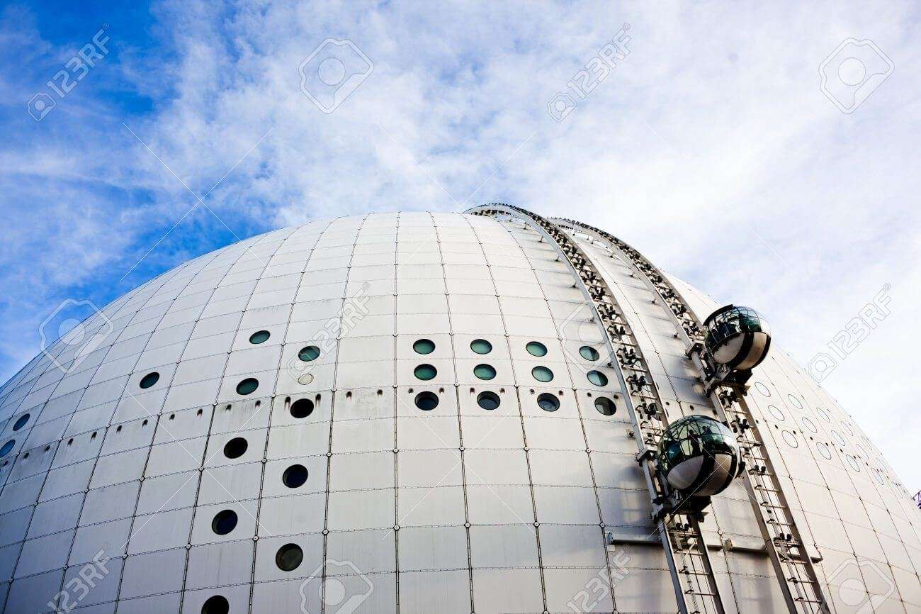 Gondolas in Stockholm Globe arena