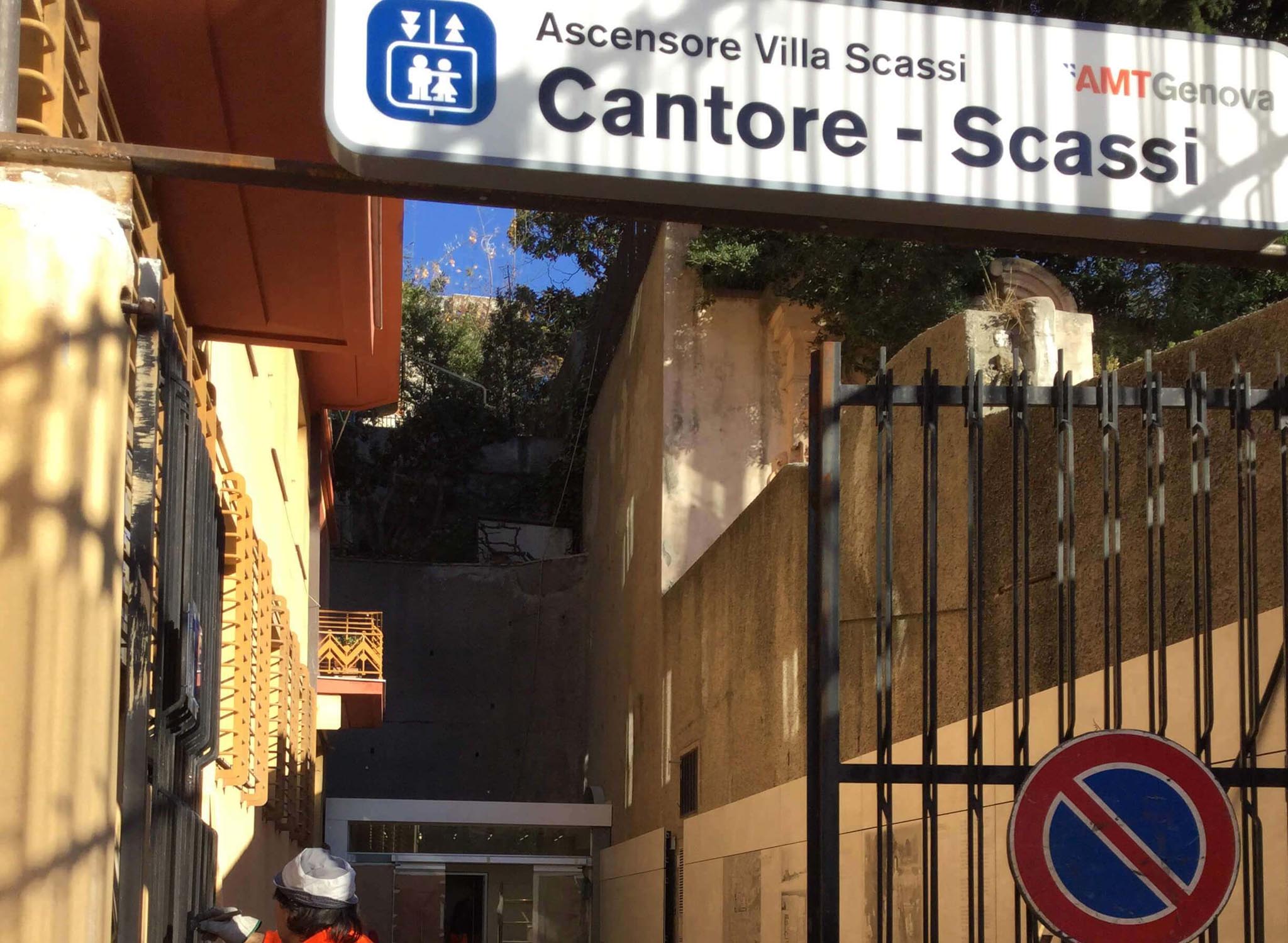 ascensore villa scassi