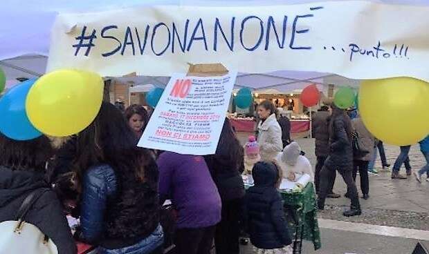 protesta mamme Savona
