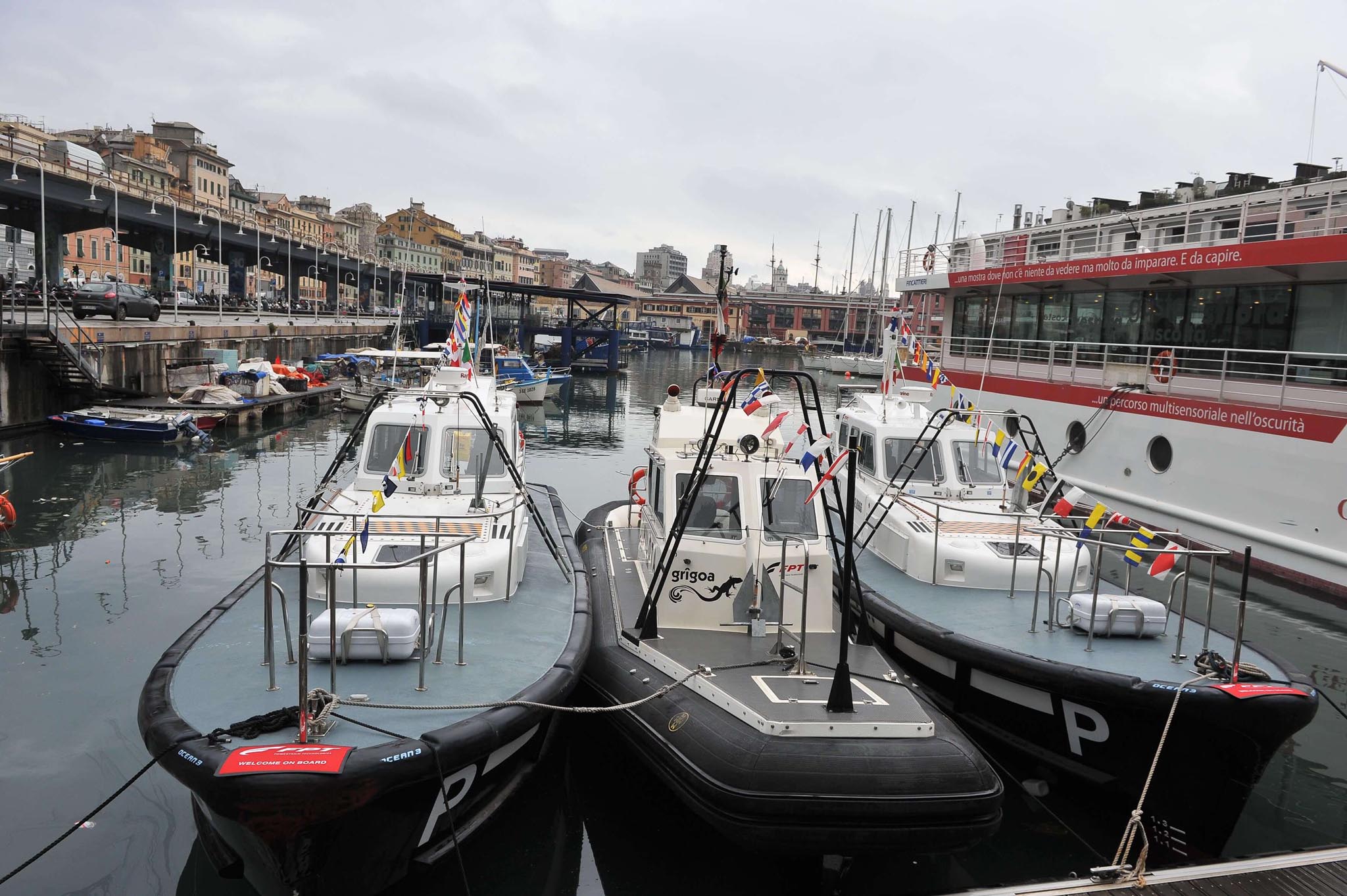 genova nuove barche piloti del porto   foto leoni