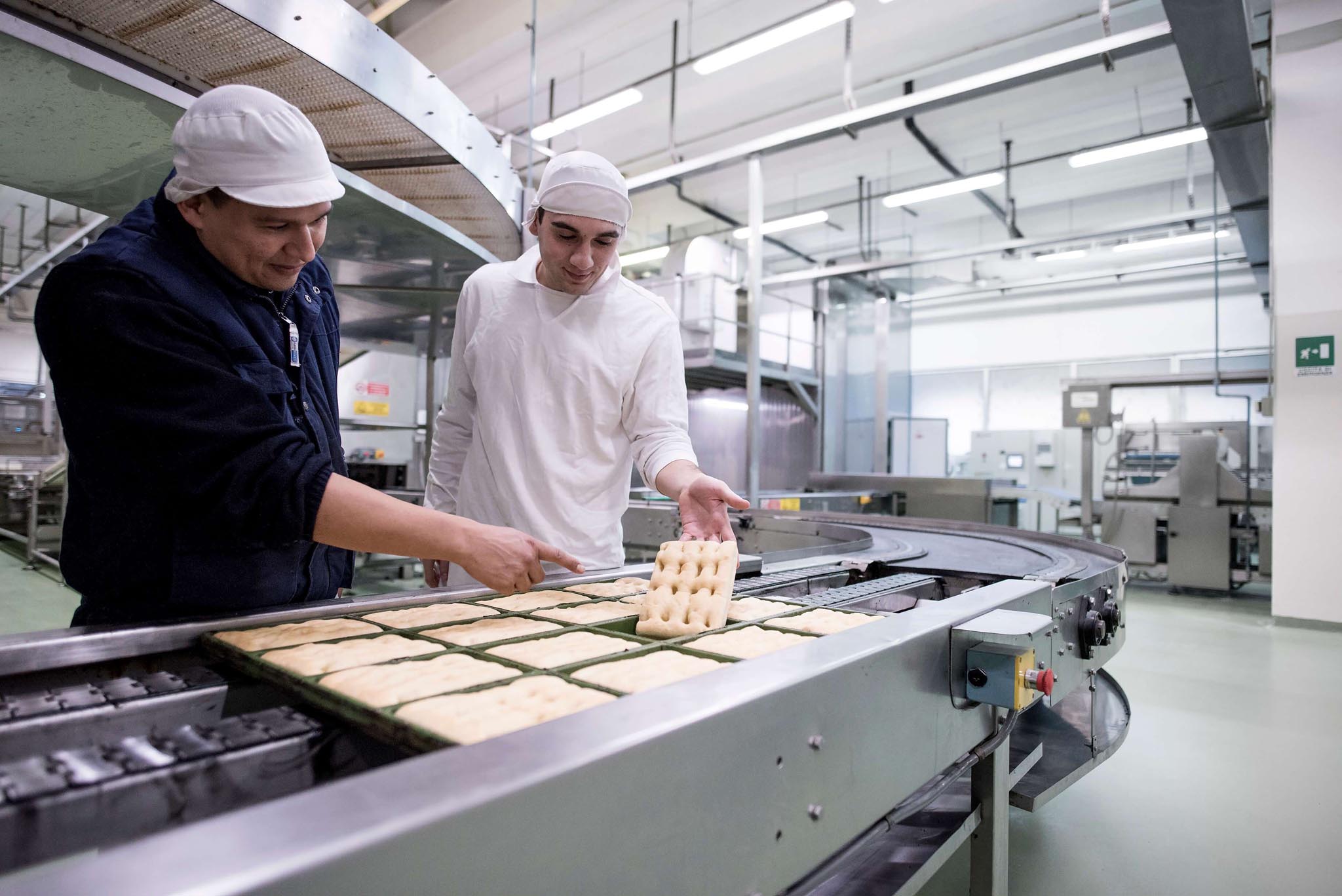 lavorazione focaccia vandemoortele