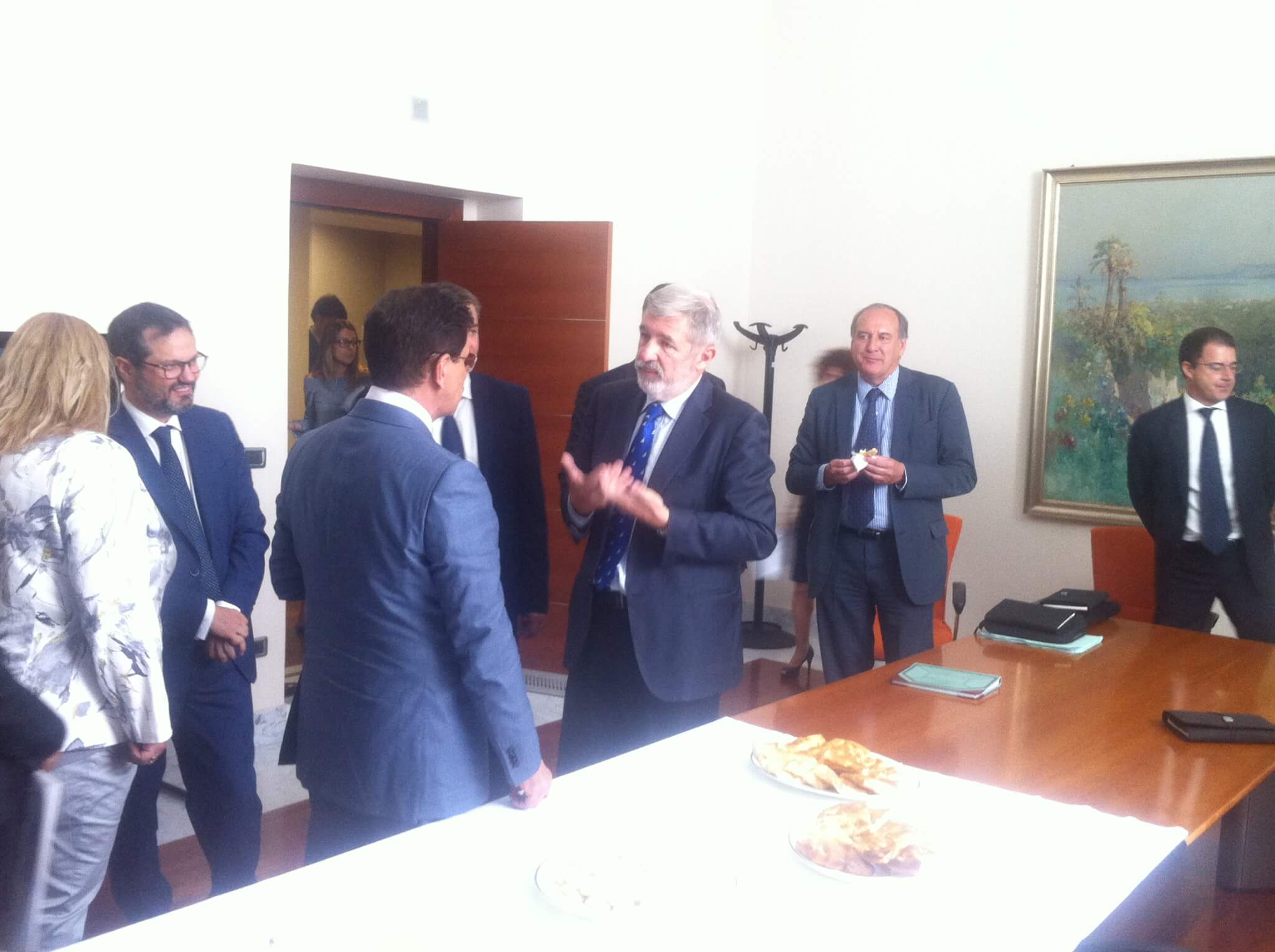 Bucci con emiro
