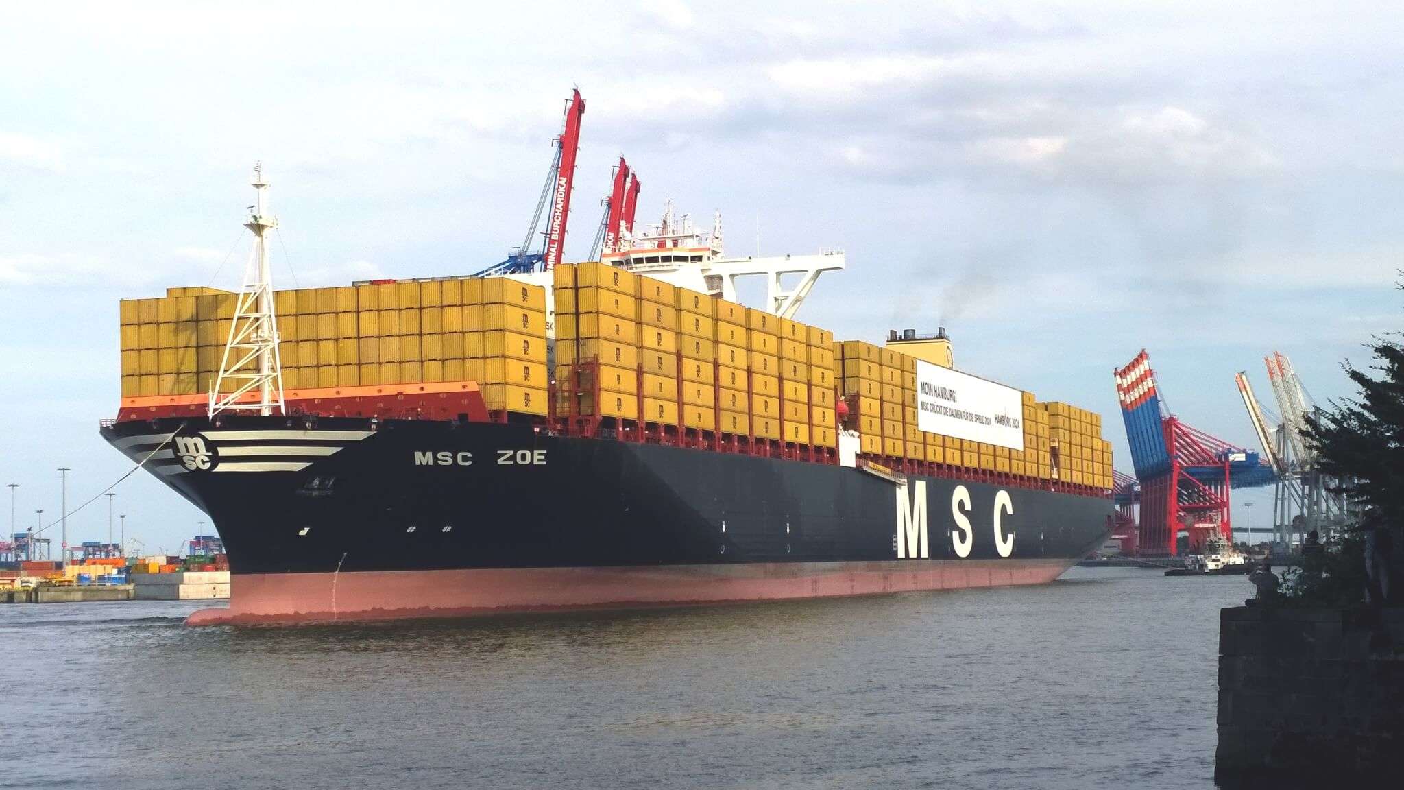 nave portacontainer