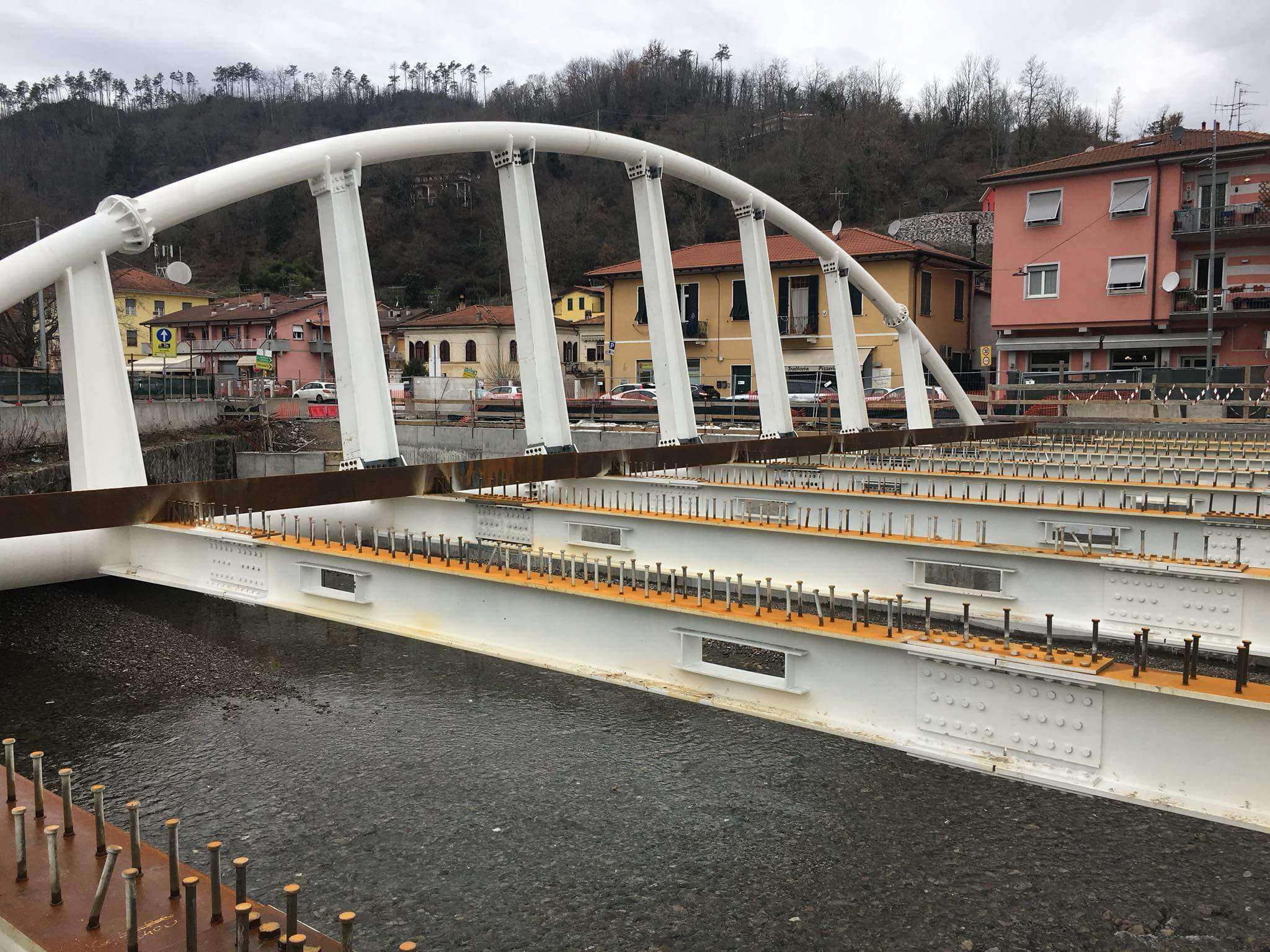 ponte borghetto vara