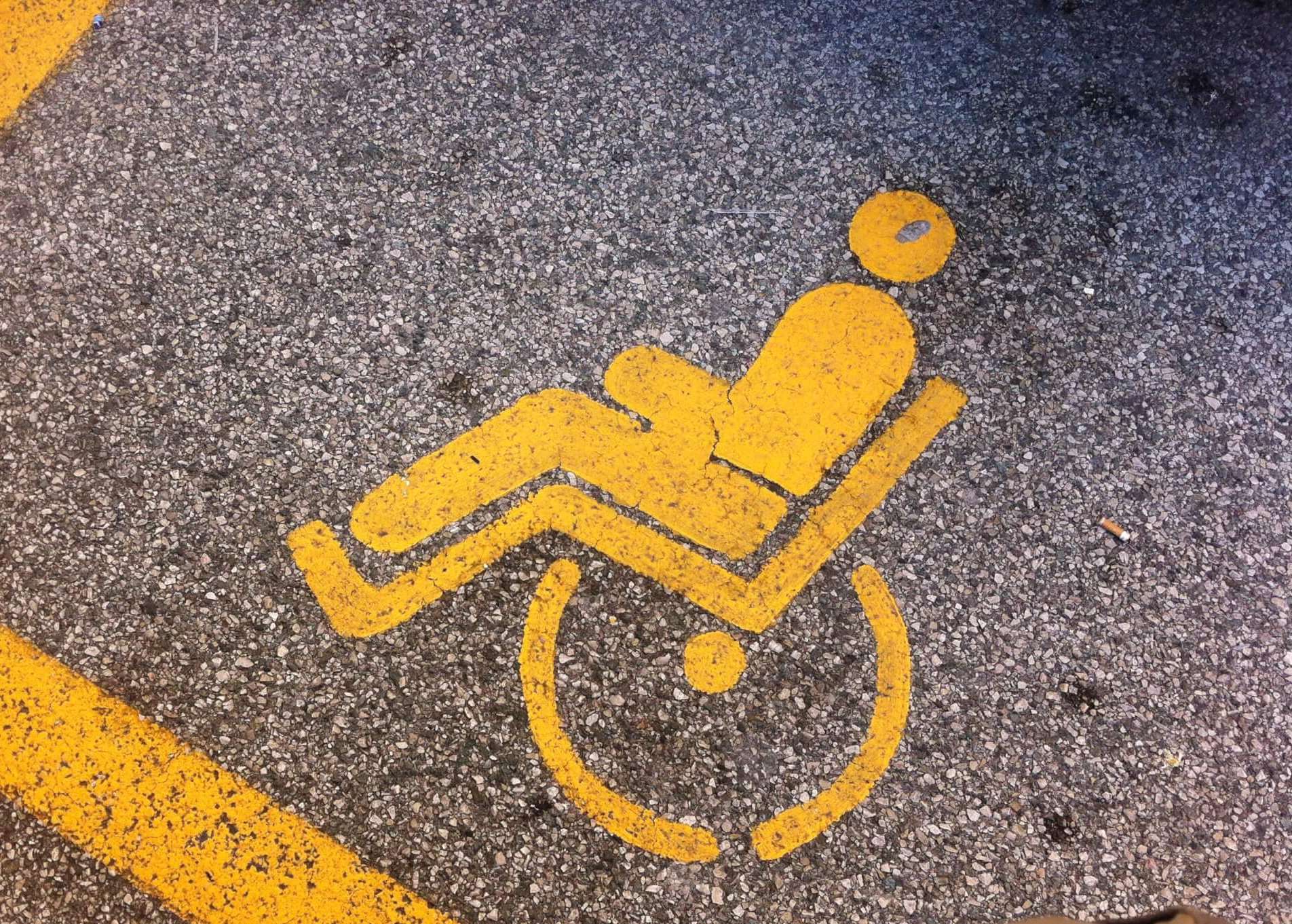 parcheggio disabili