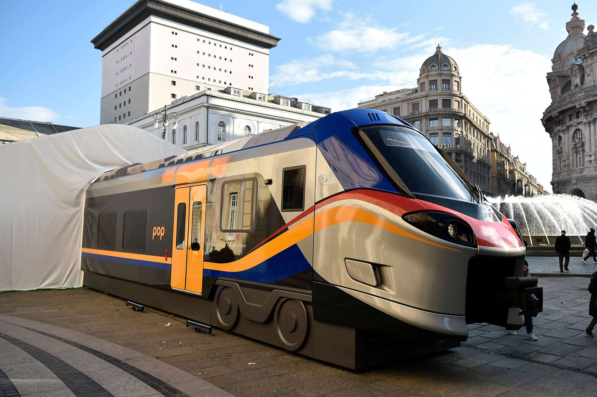 Tappa ligure del roadshow dei nuovi treni Rock e Pop del Trasporto Regionale di Trenitalia.