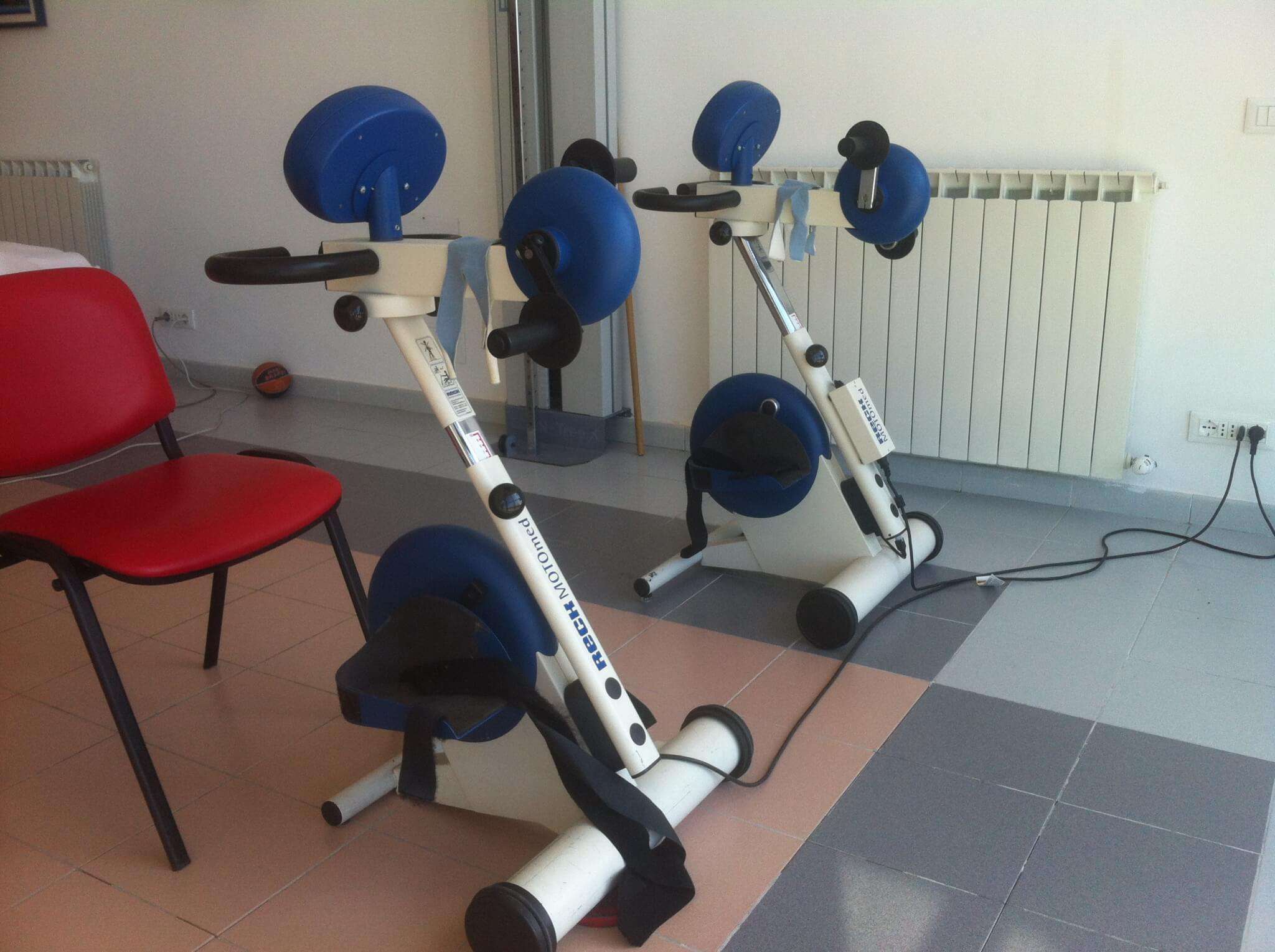Uno degli attrezzi della palestra di Rinascita Vita