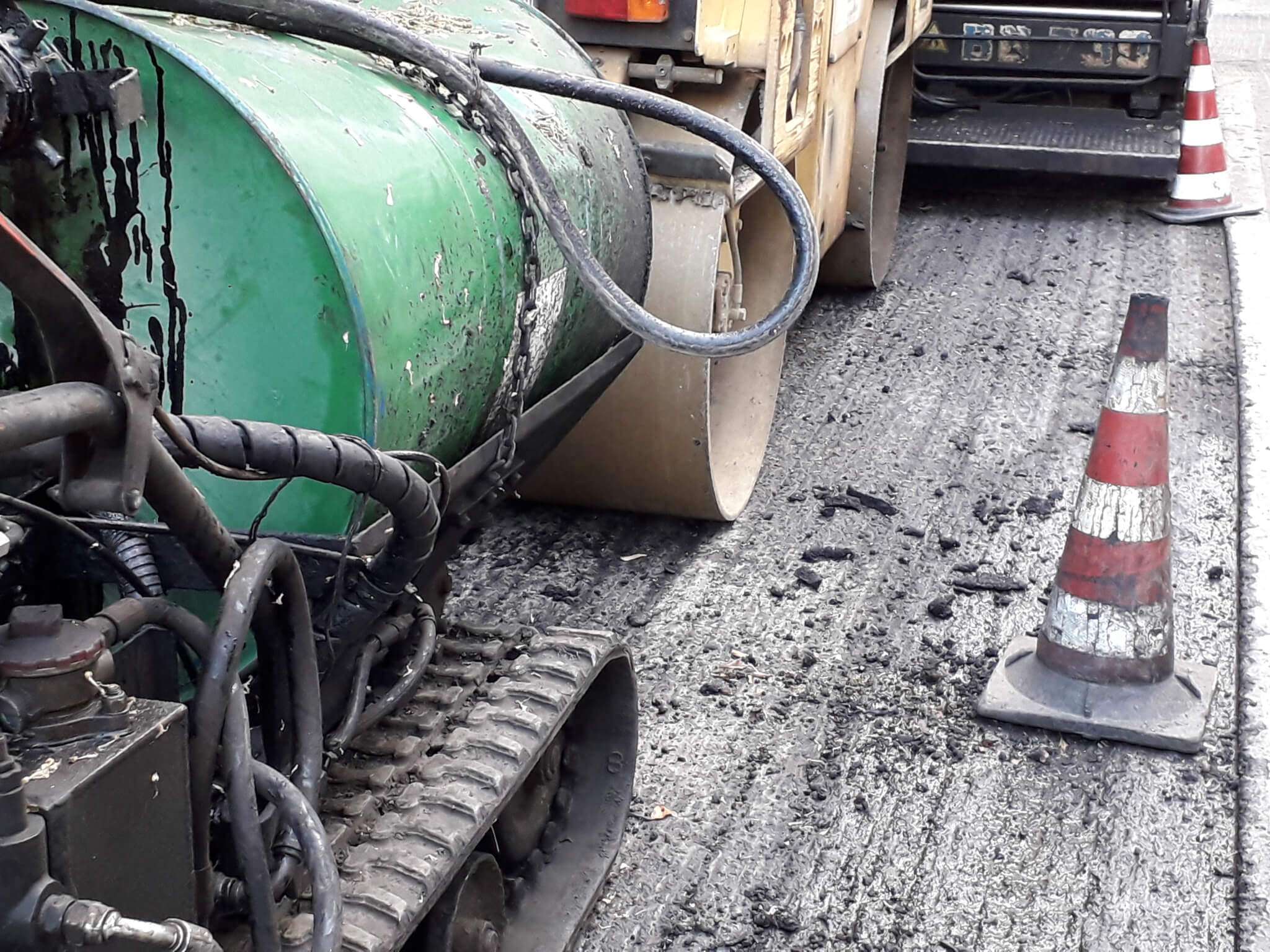 lavori intervento strada cantiere