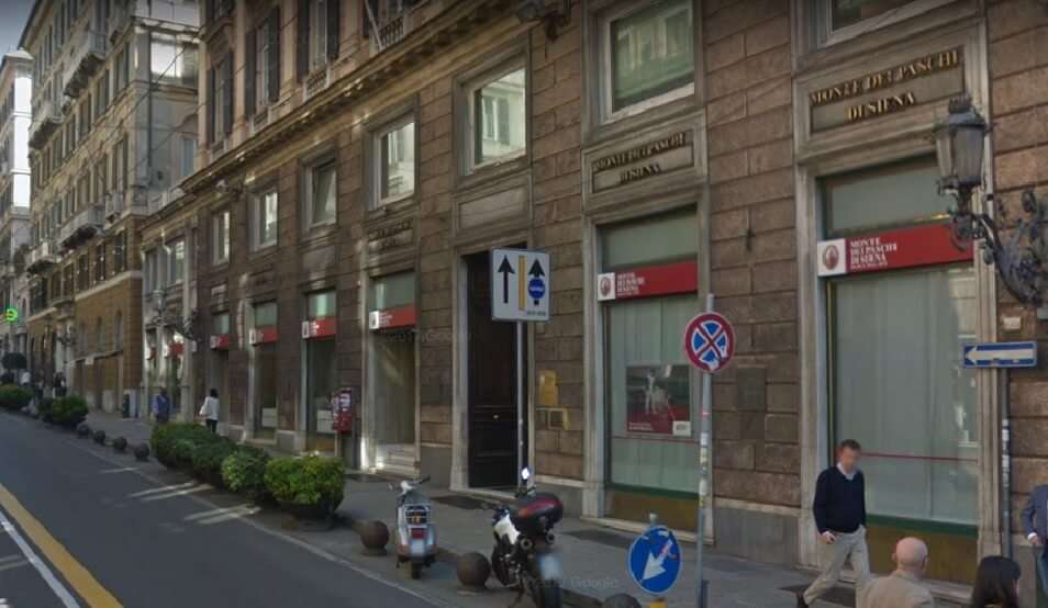 Mps MontePaschiSienaBancaVia Roma