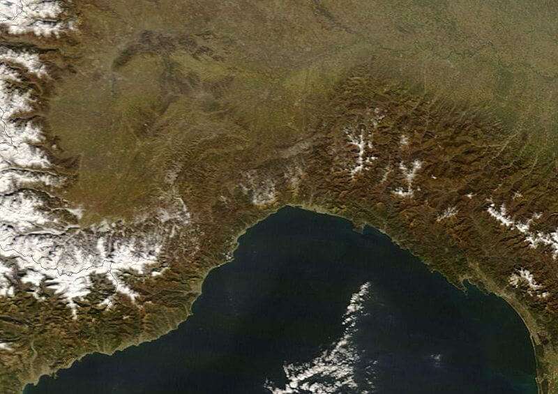 Liguria_dal_satellite