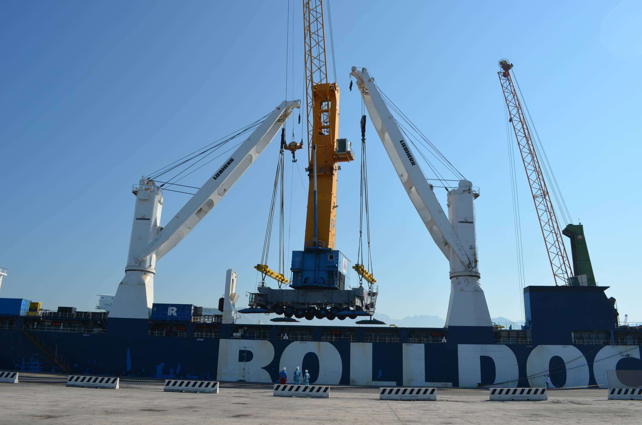 Perioli nuove gru Carrara 31-7-2018