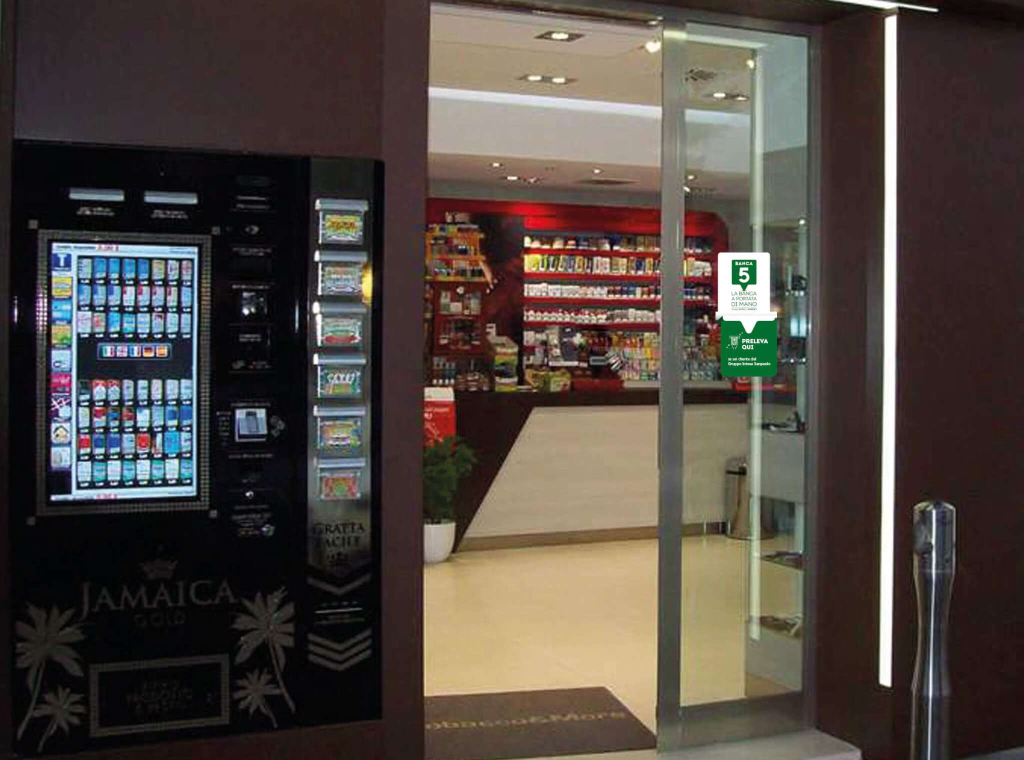 foto_riv_vetrofania banca5