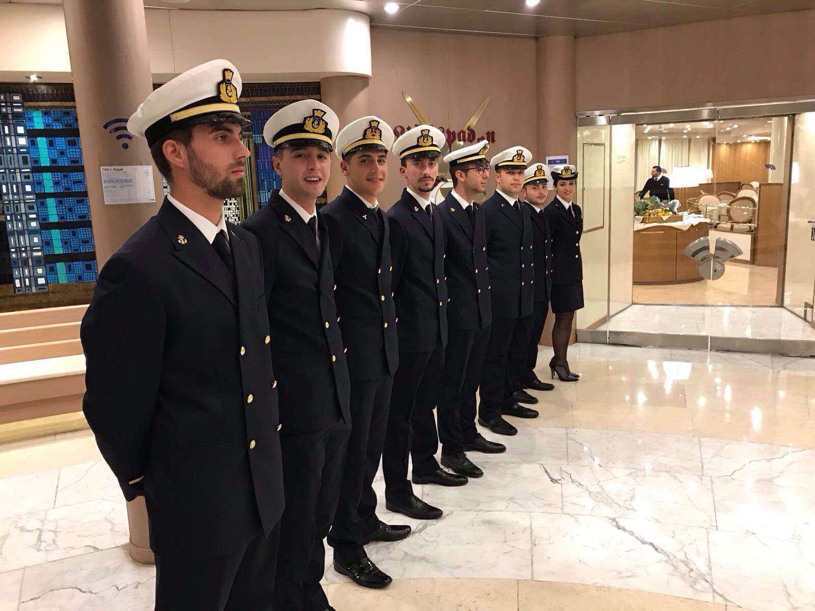 Accademia marina mercantile, professioni del mare