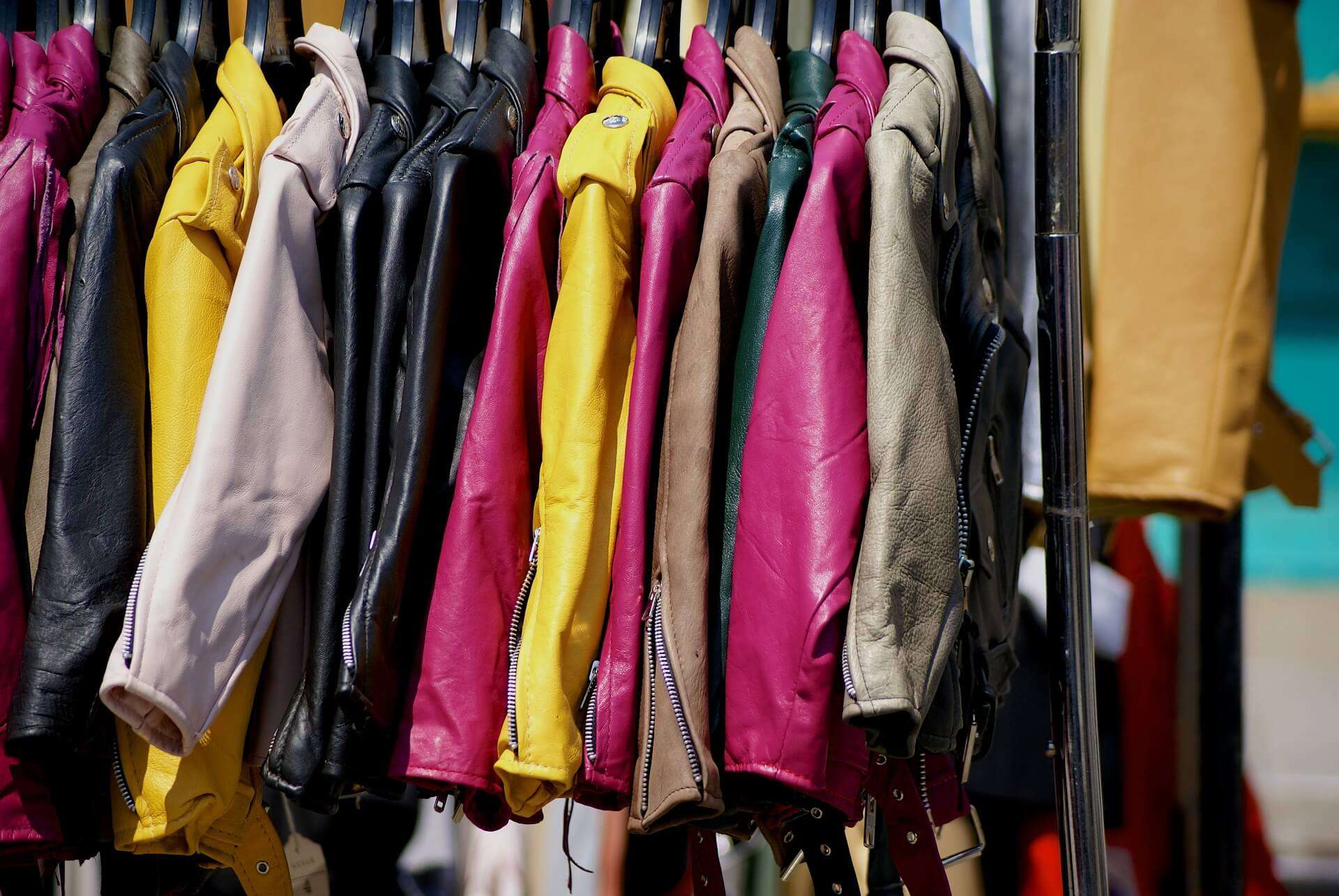 abbigliamento commercio ambulante mercato