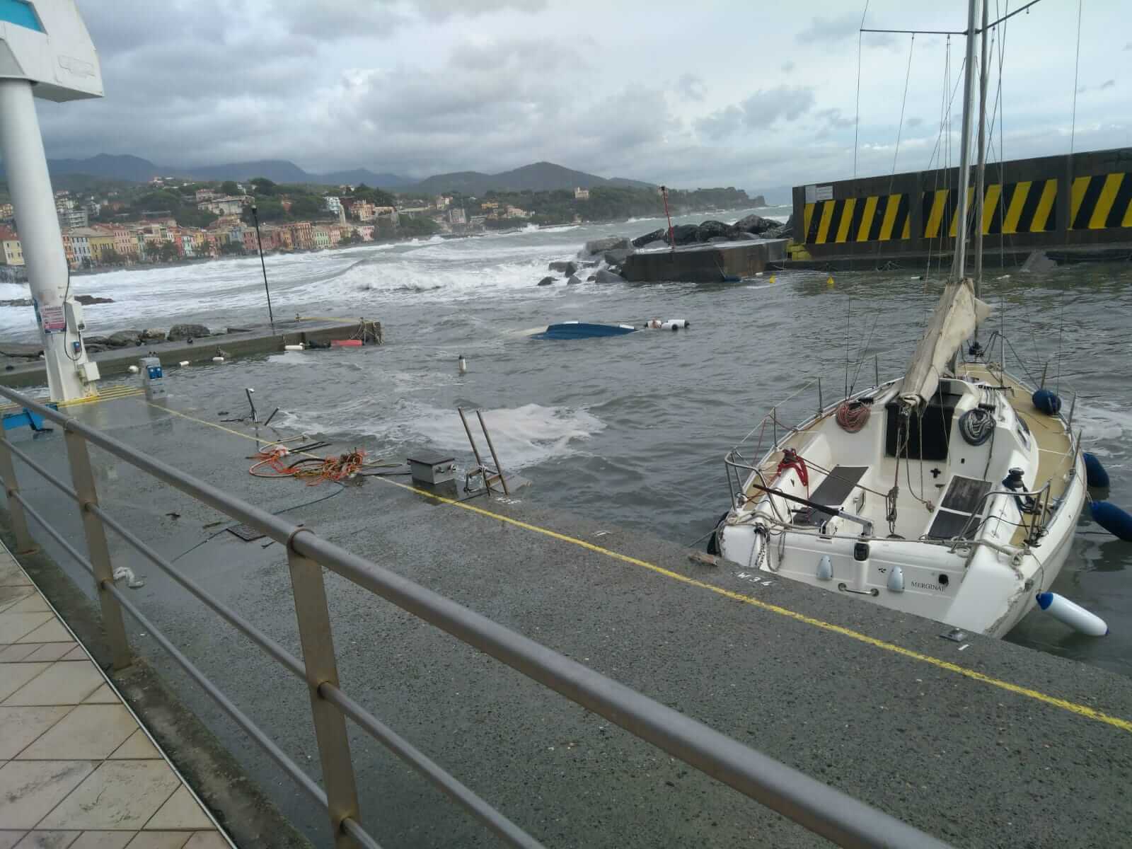 Danni porticciolo Celle Ligure
