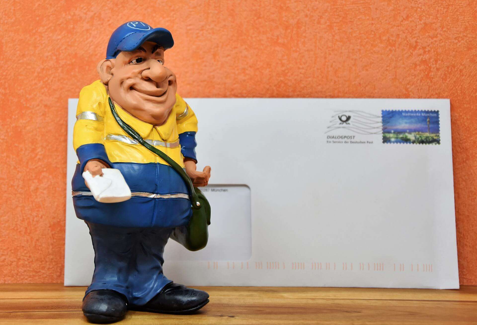postino poste italiane