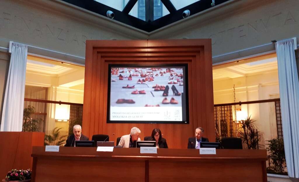 foto convegno violenza assistita