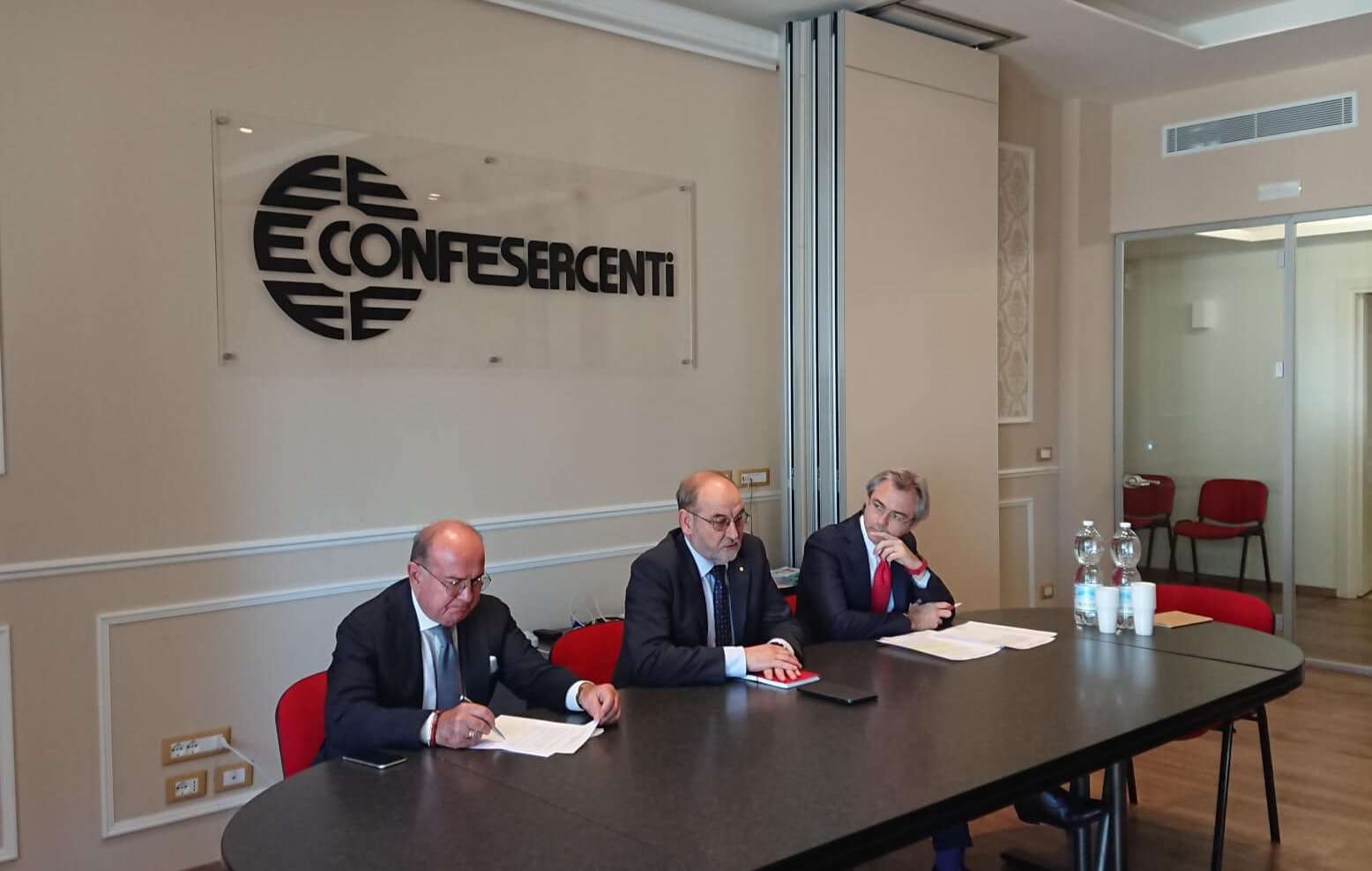 unicredit confesercenti