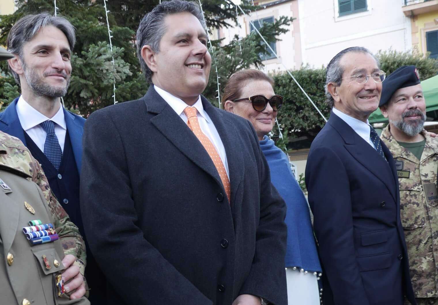 da sx Sindaco Donadoni – Presidente Toti – Gianpaolo RE_1