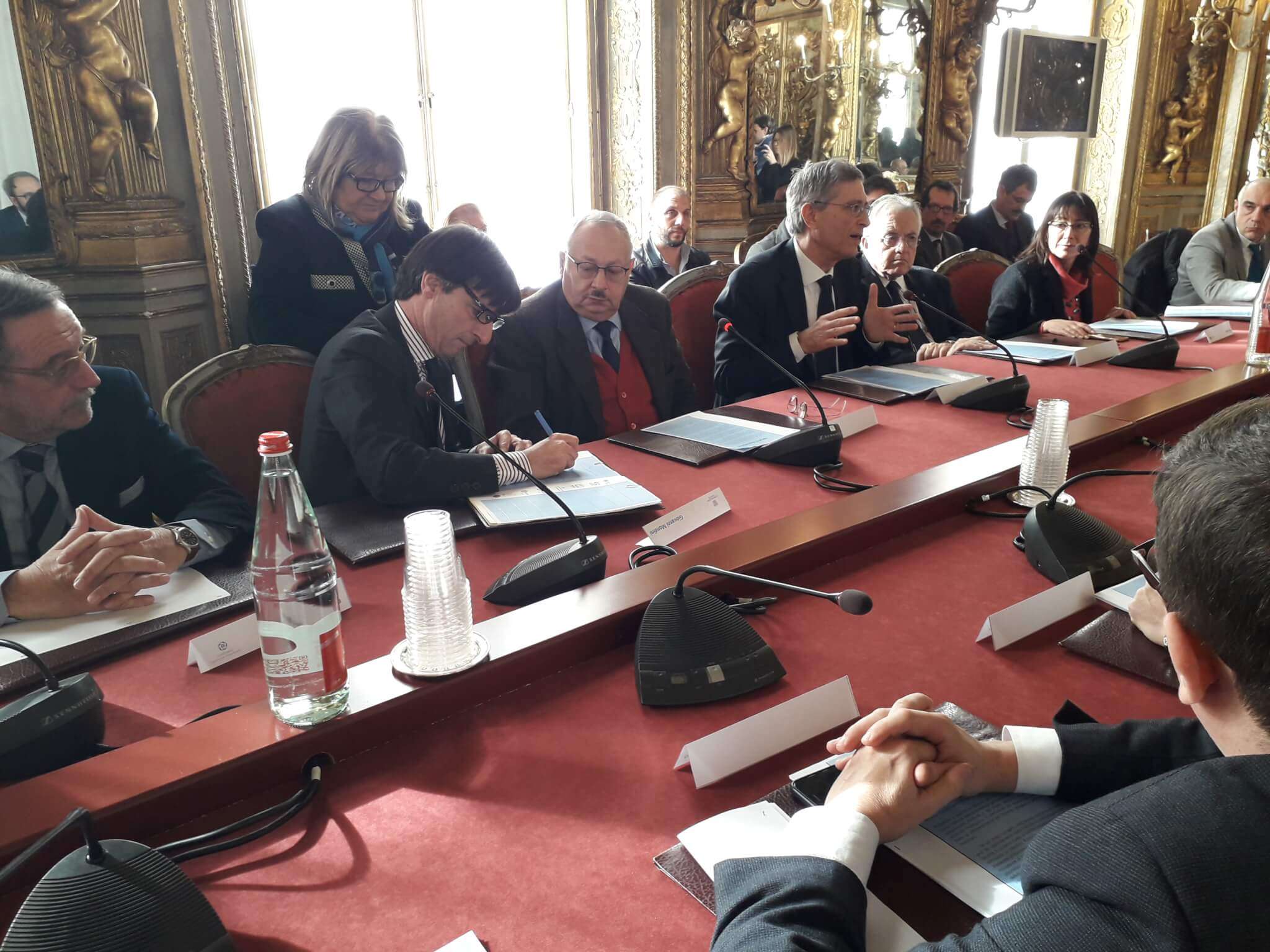 firma documento sì gronda