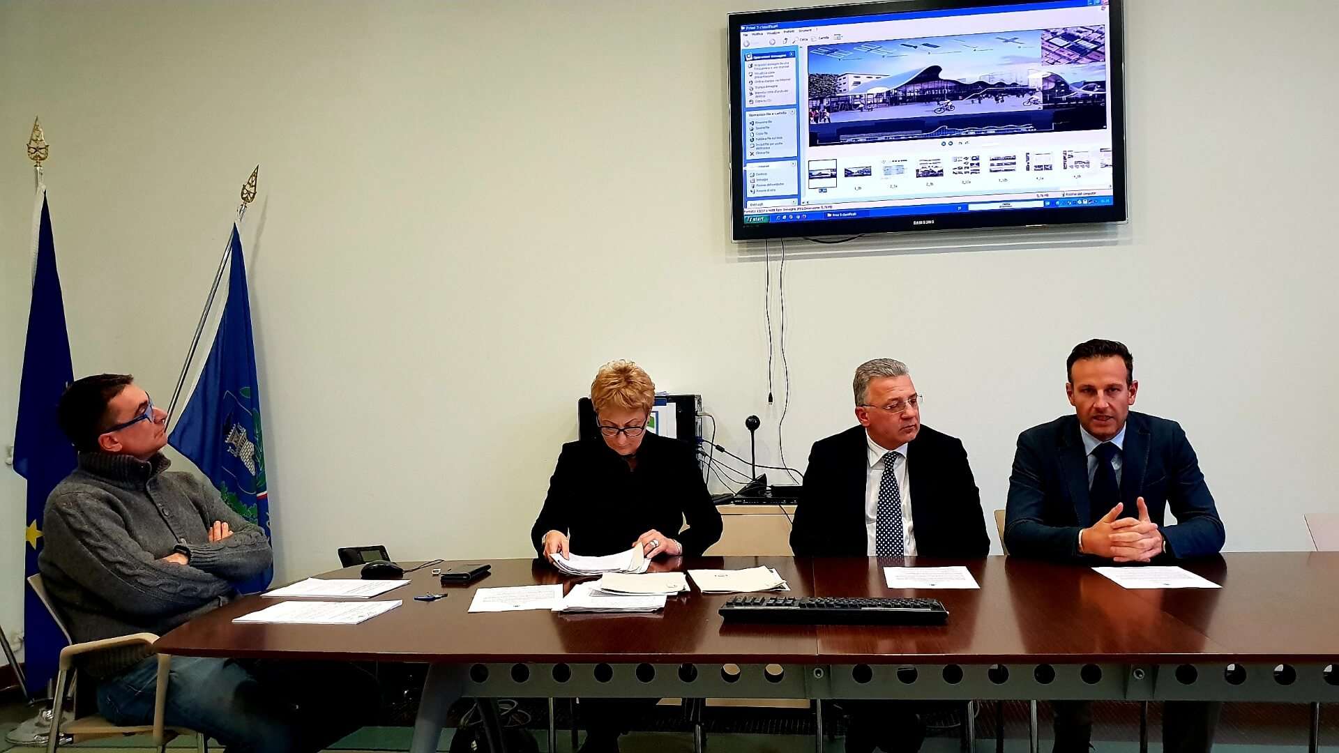 commissione la spezia piazza cavour
