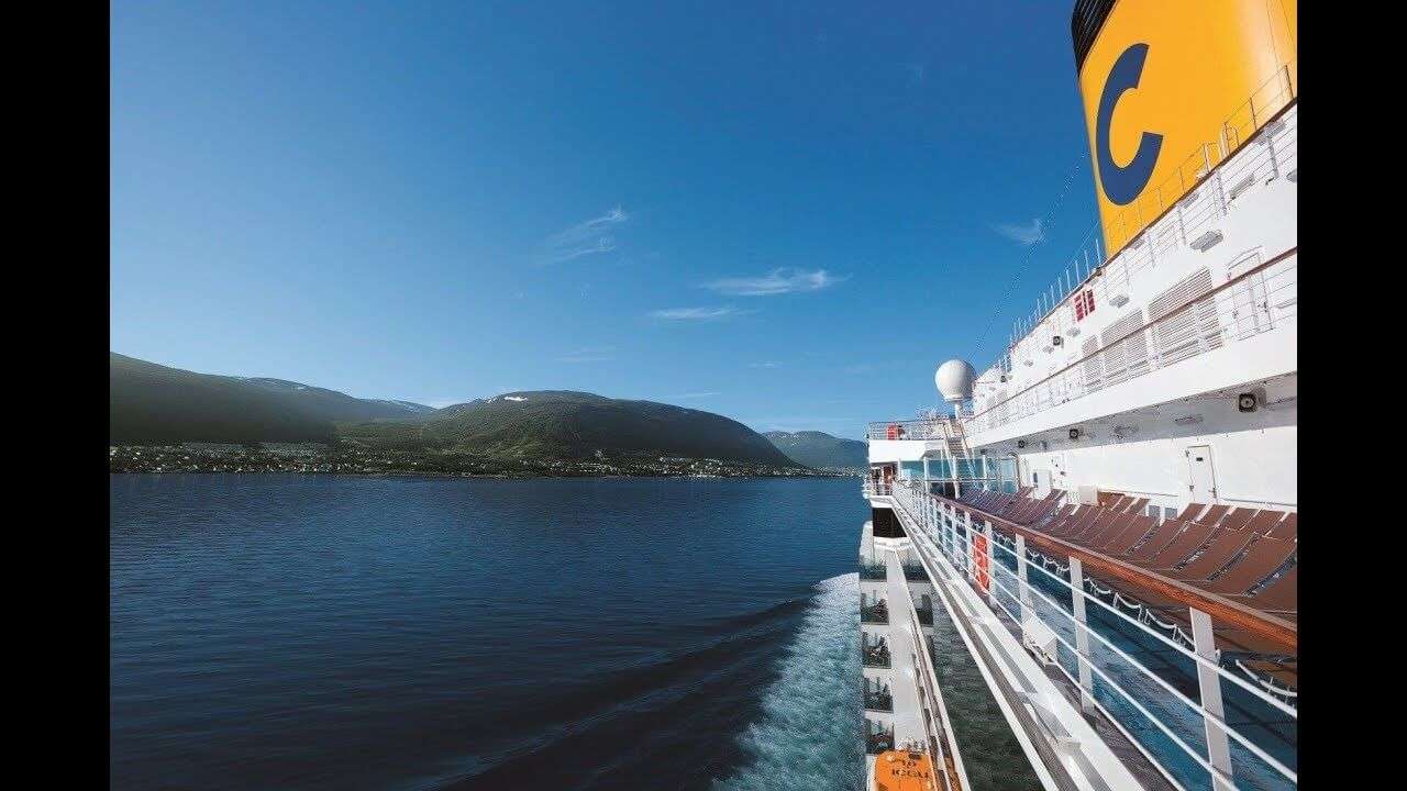 80998