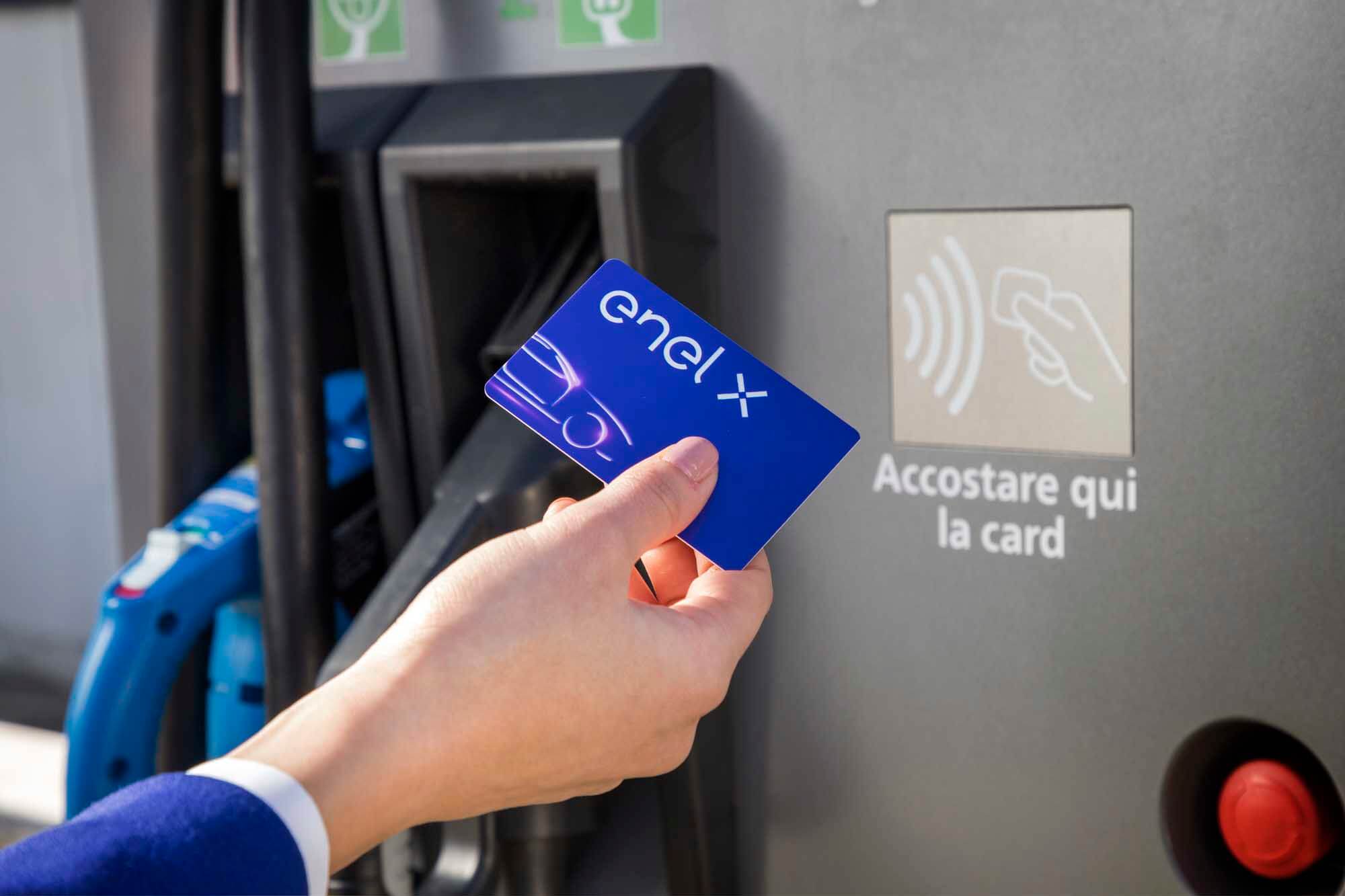 colonnine ricarica mezzi elettrici