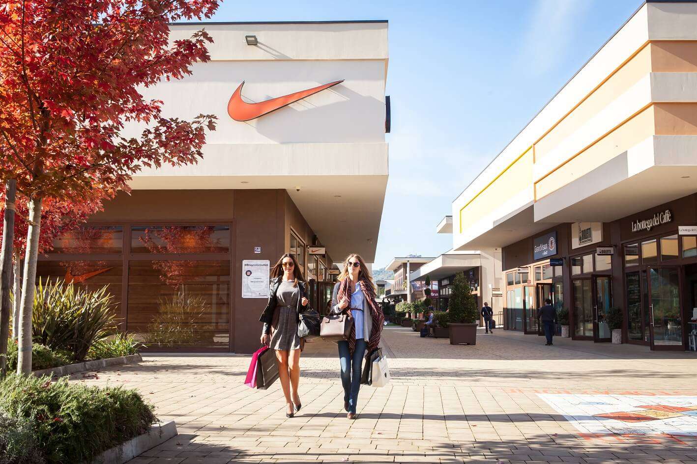 Brugnato 5Terre Outlet Village_2