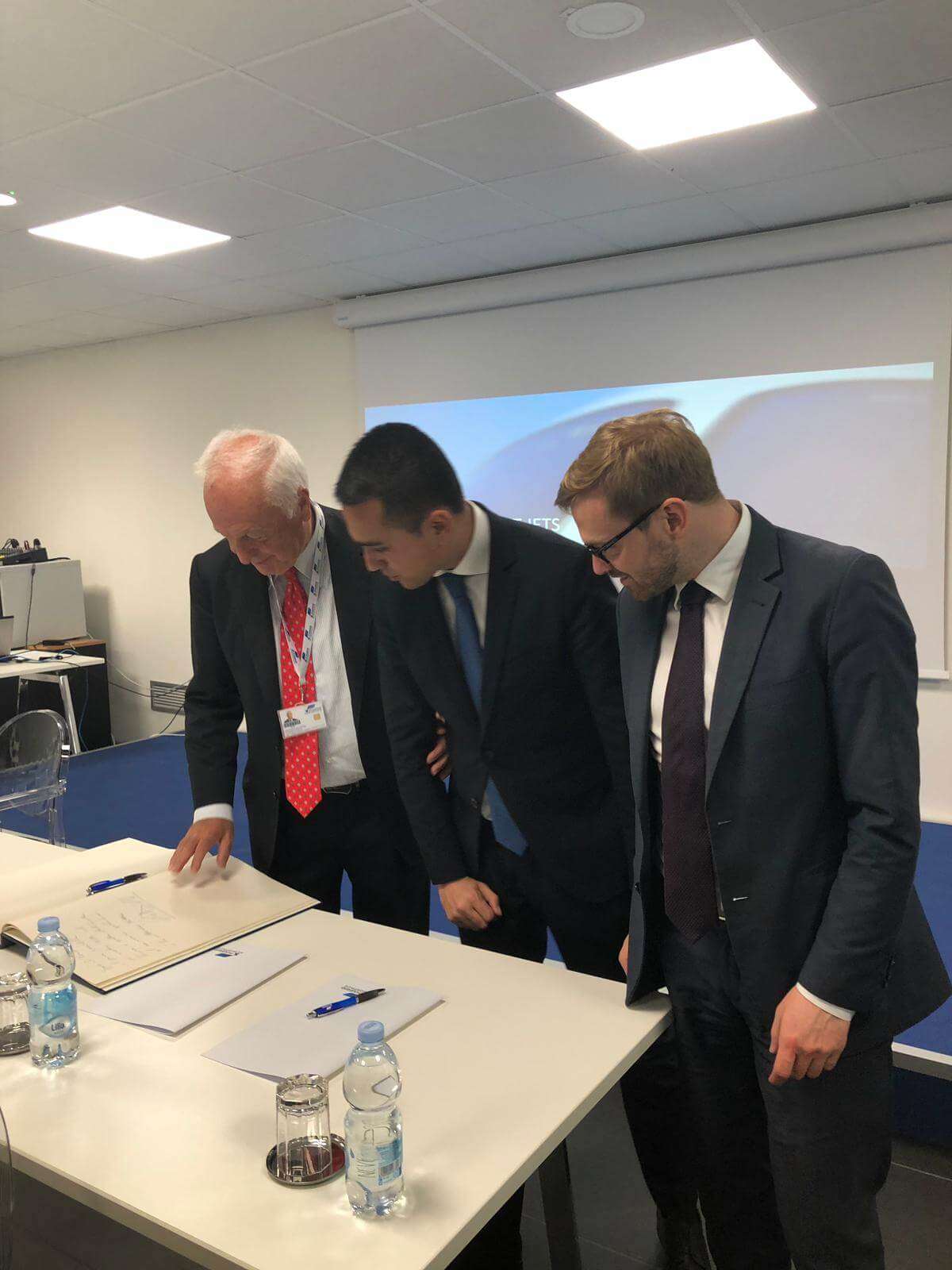 luigi di maio piaggio villanova