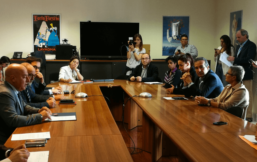firma patto per il lavoro