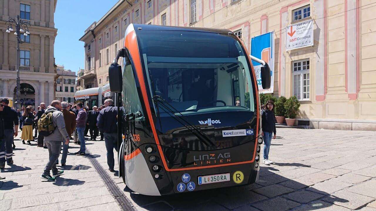 85809