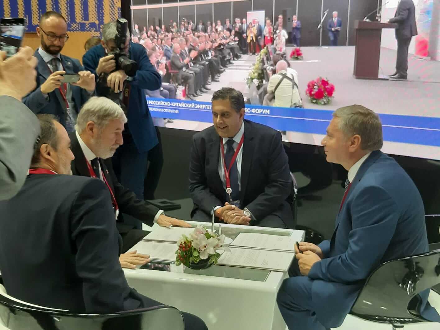 san pietroburgo firma patto collaborazione