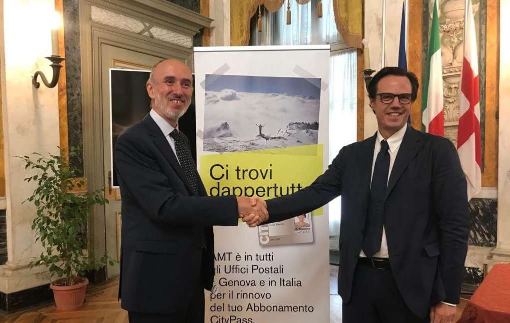 Amministratore Unico AMT Marco Beltrami e Claudio Cella Responsabile Mercato Business e PA Poste Italiane area Nord Ovest (1)
