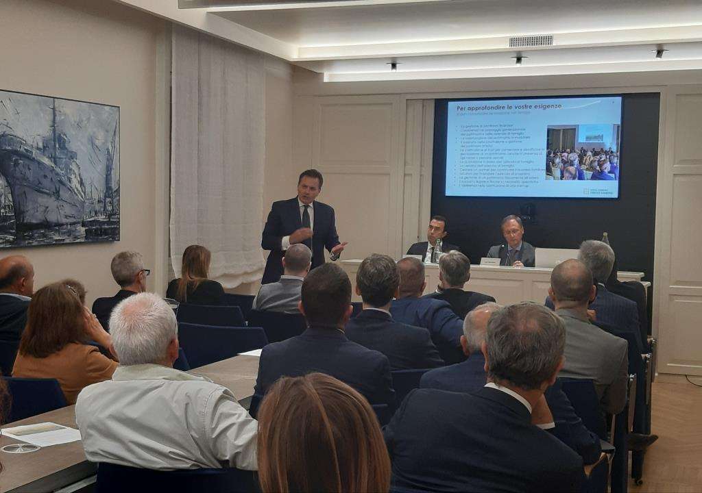 assagenti e intesa, riunione