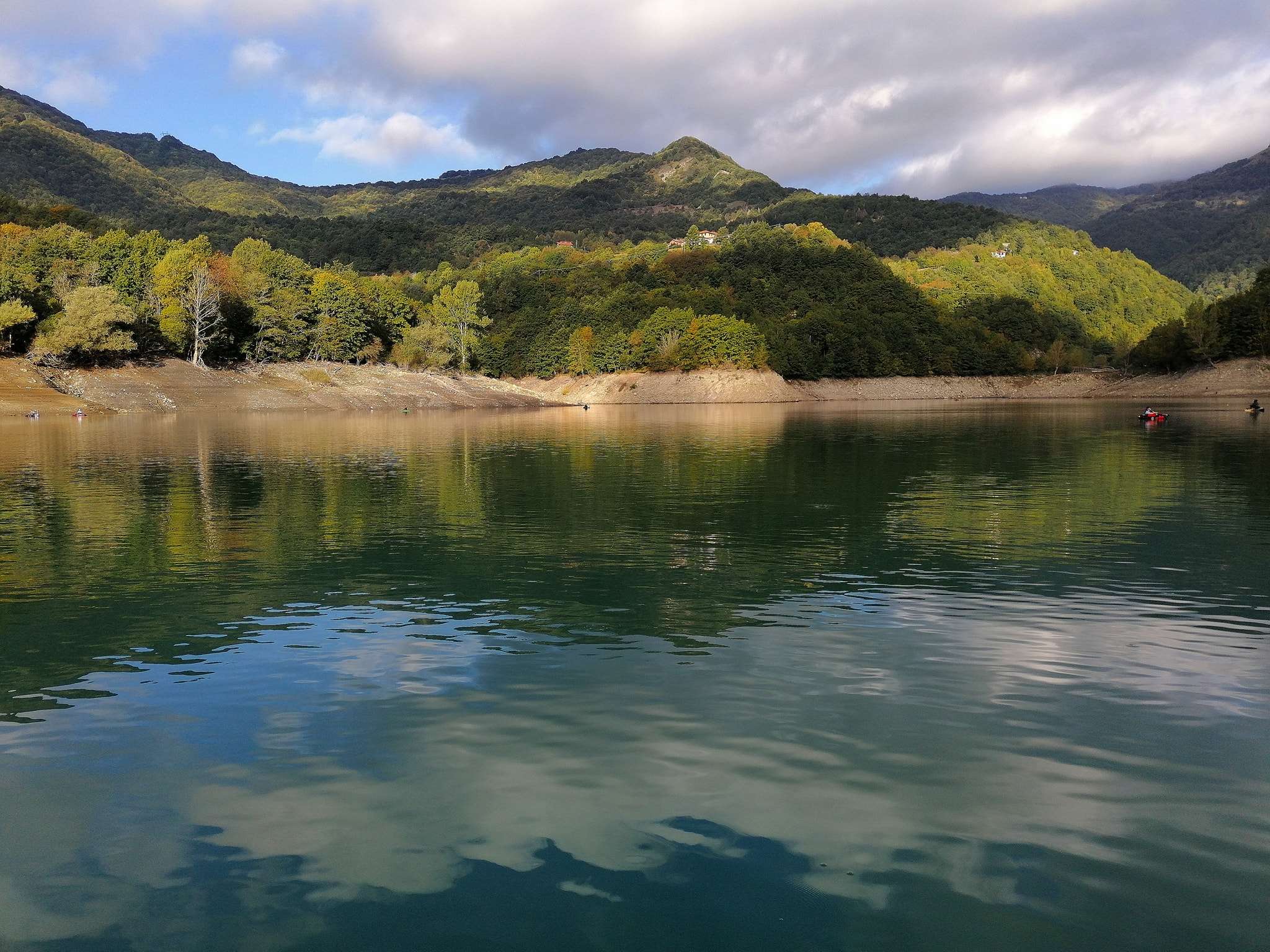 lago del brugneto