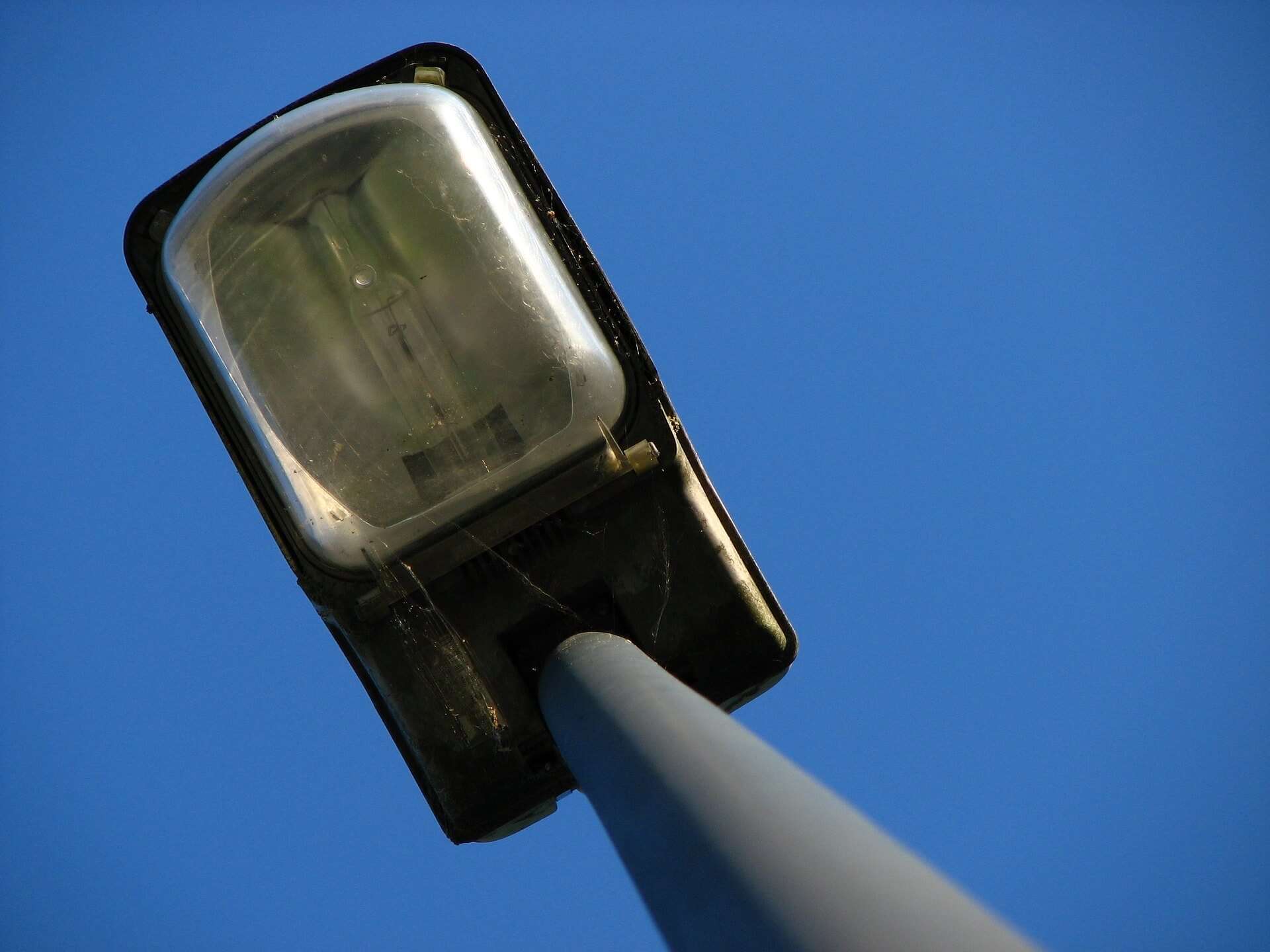 lampione stradale illuminazione pubblica