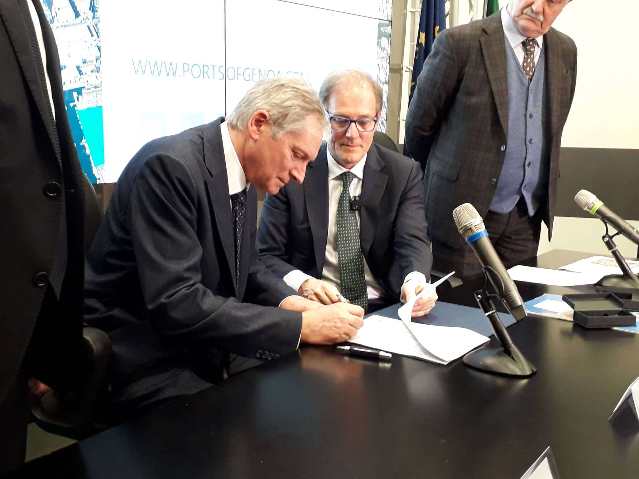 la firma del contratto