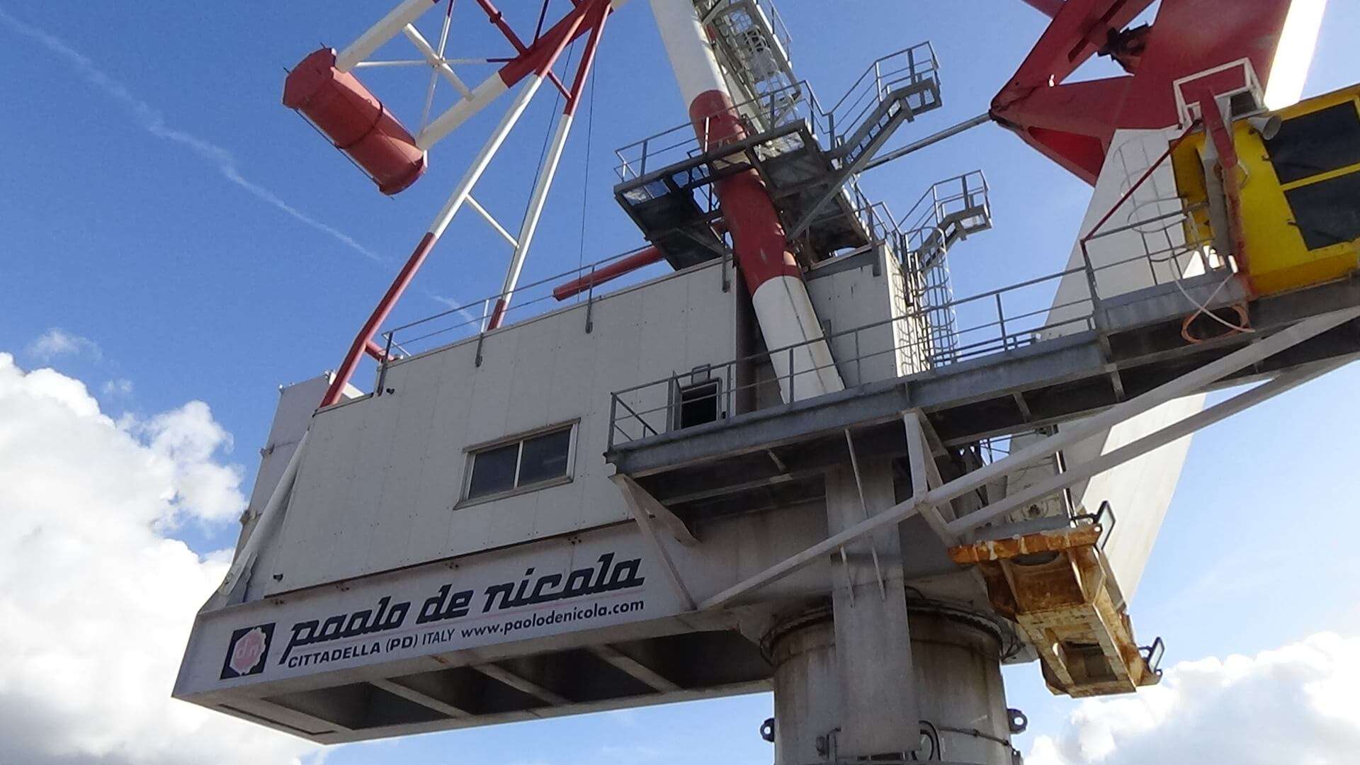 fincantieri sestri, gru
