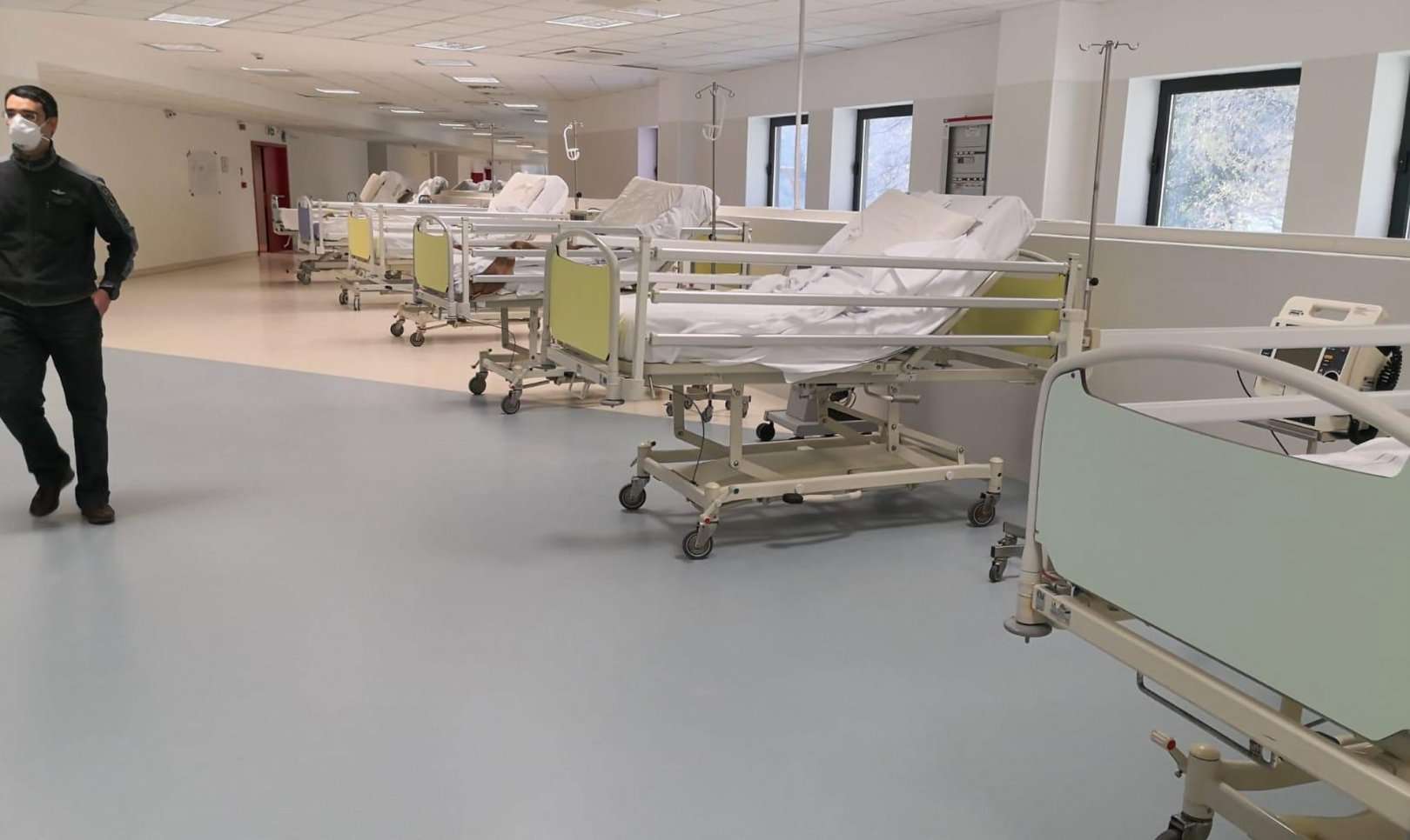 5° piano laboratorio 3 ospedale san martino coronavirus