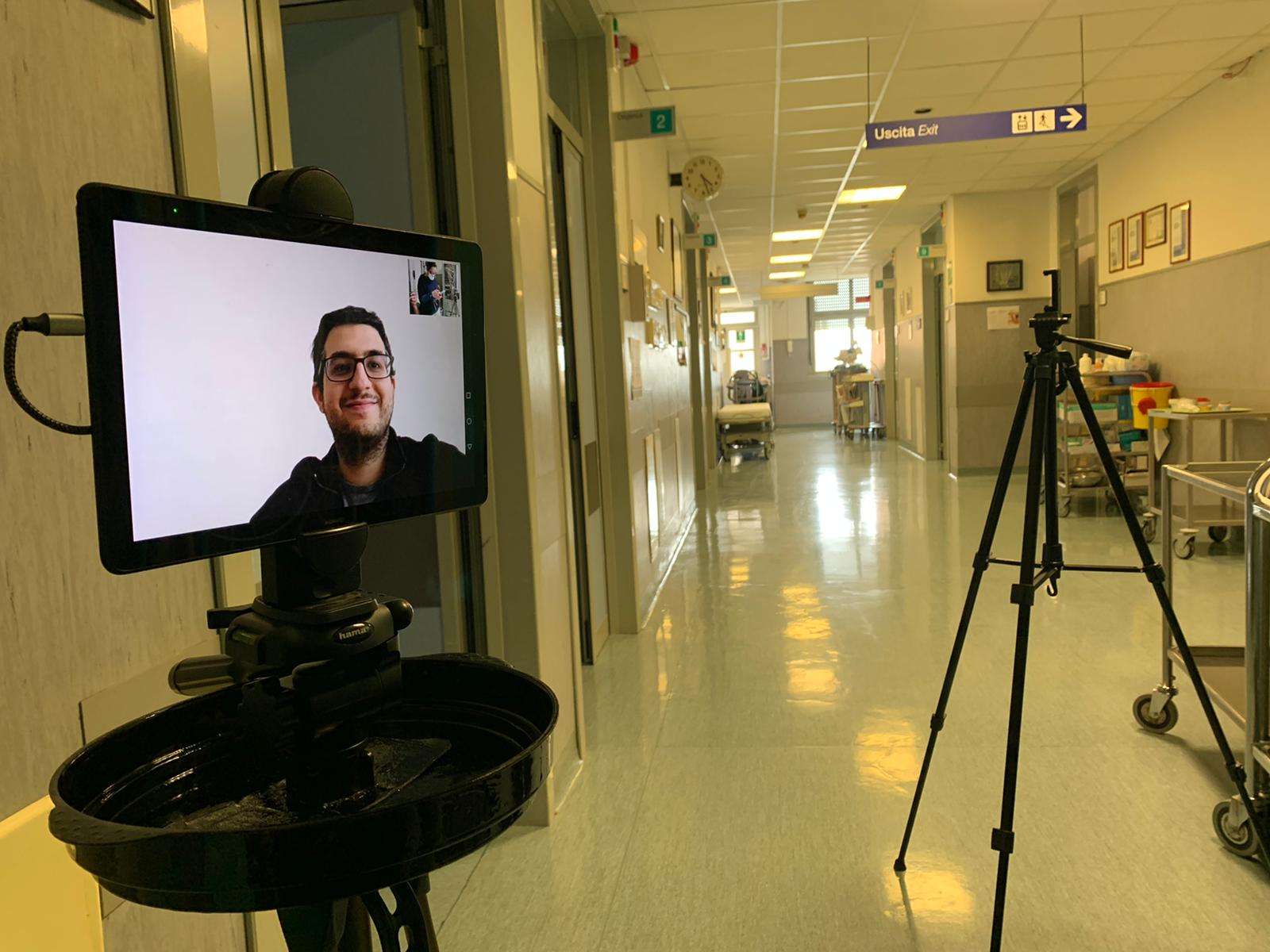 robot iit covid-19 telemedicina videochiamata