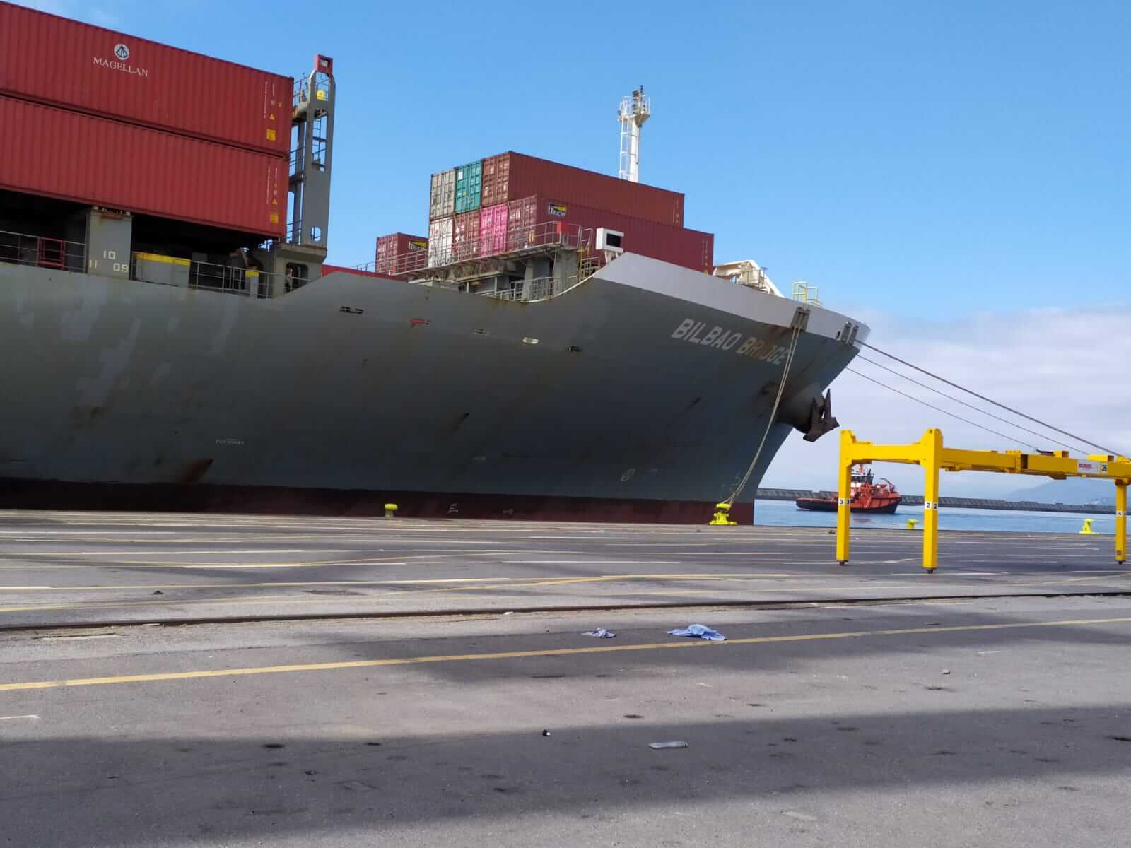 porta container porto di pra’