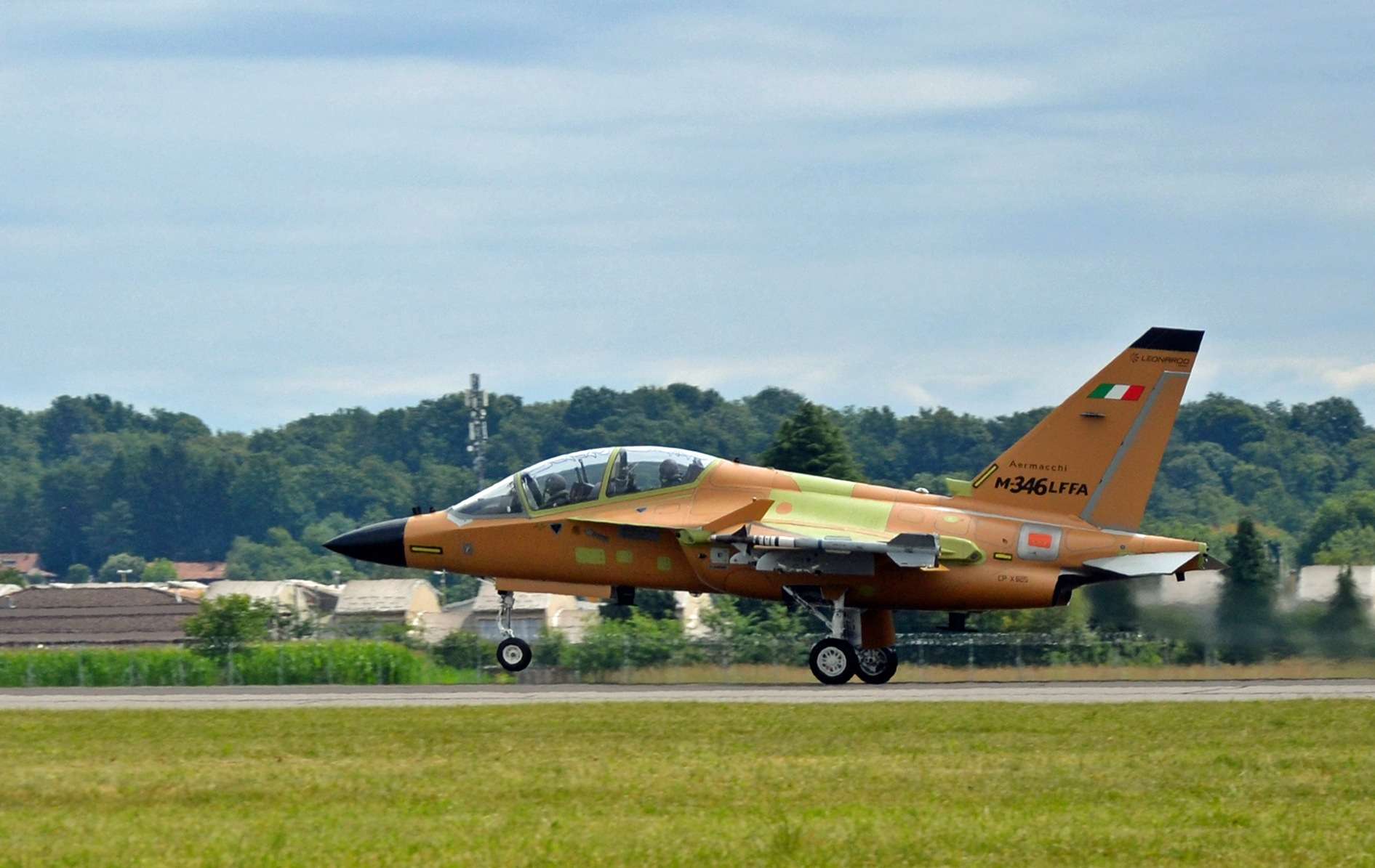 1st flight M-346FA_leonardo