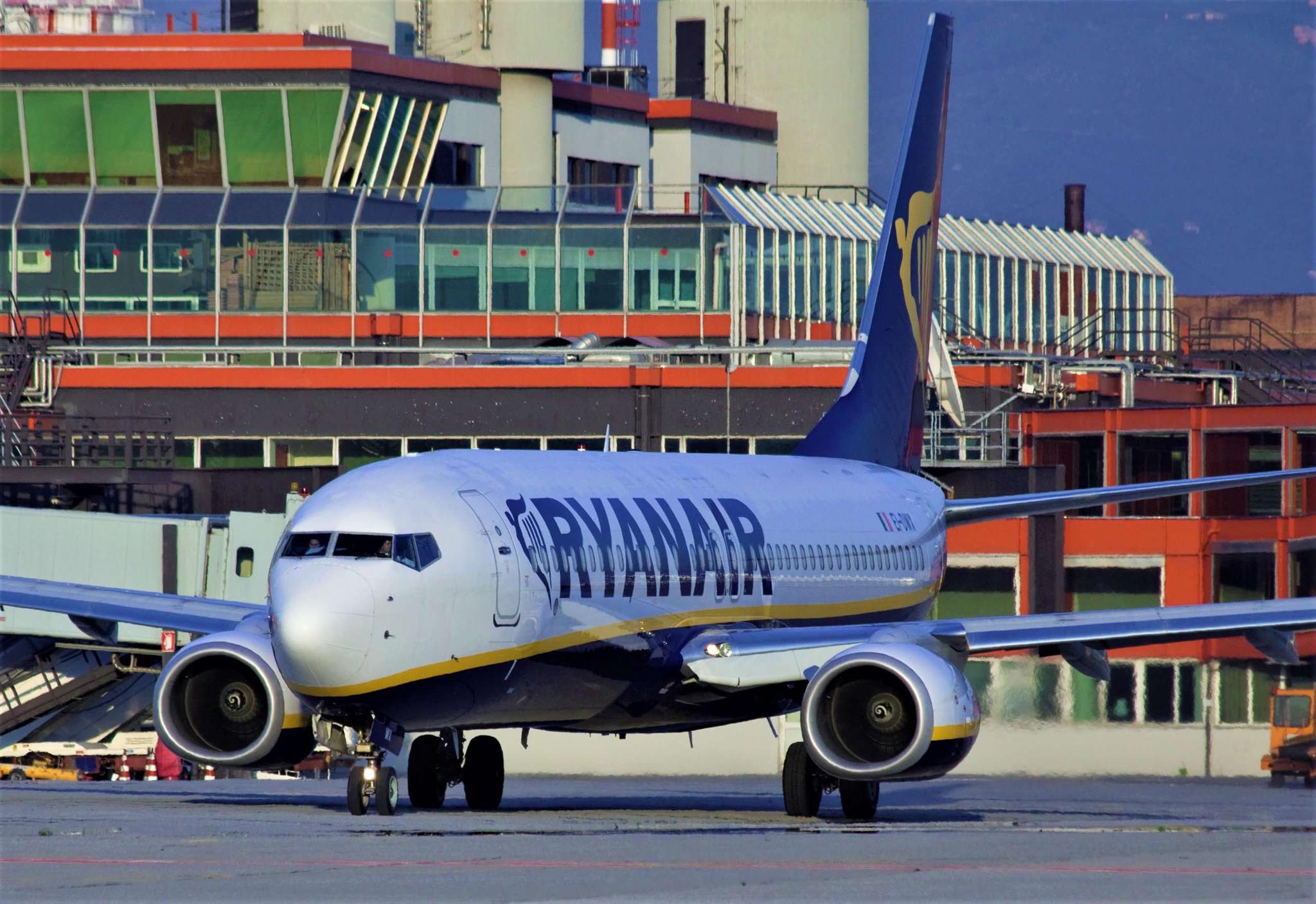Ryanair a Genova (2)