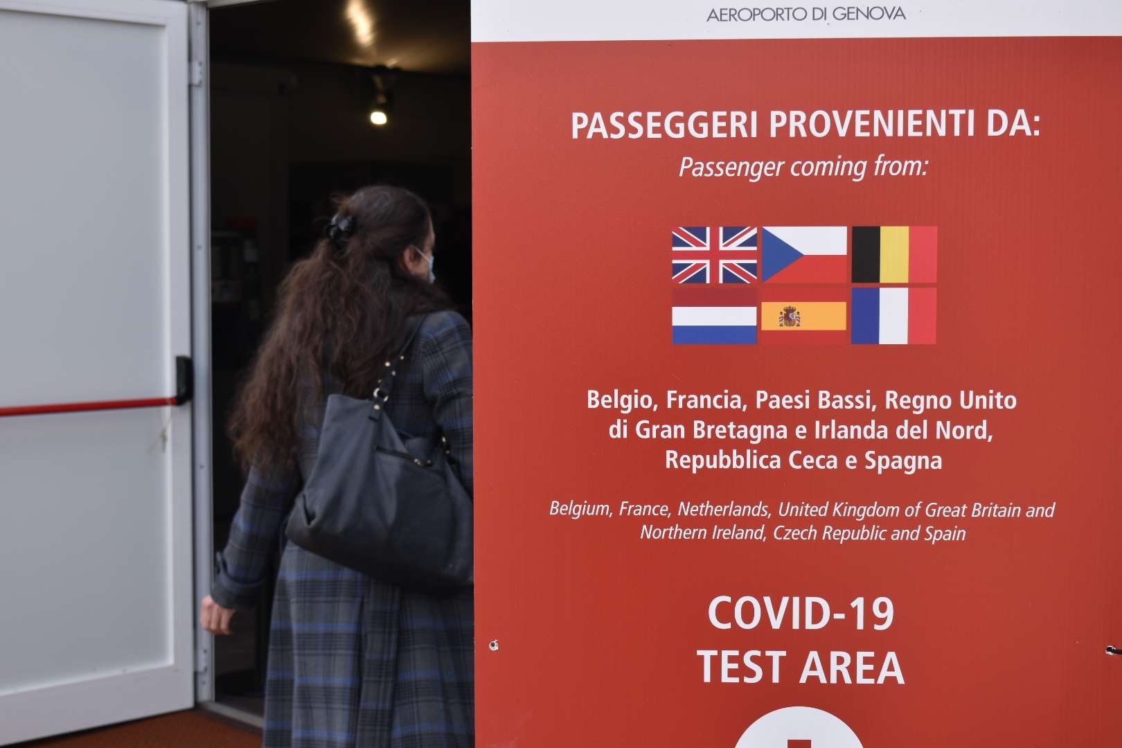 coronavirus Foto test Covid Aeroporto di Genova primo giorno 19-10-2020 (5)